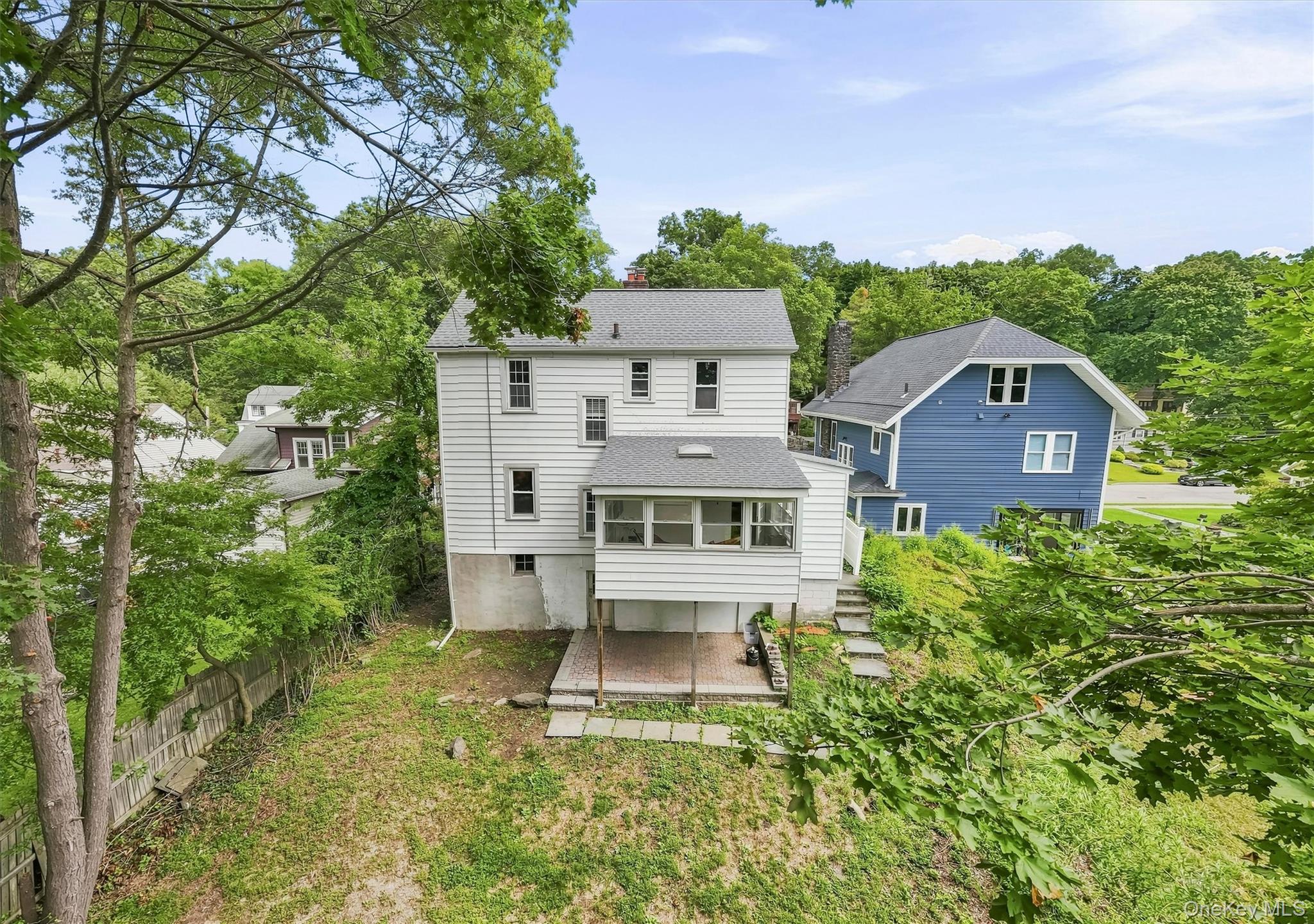 428 Union Avenue Property Photo 8