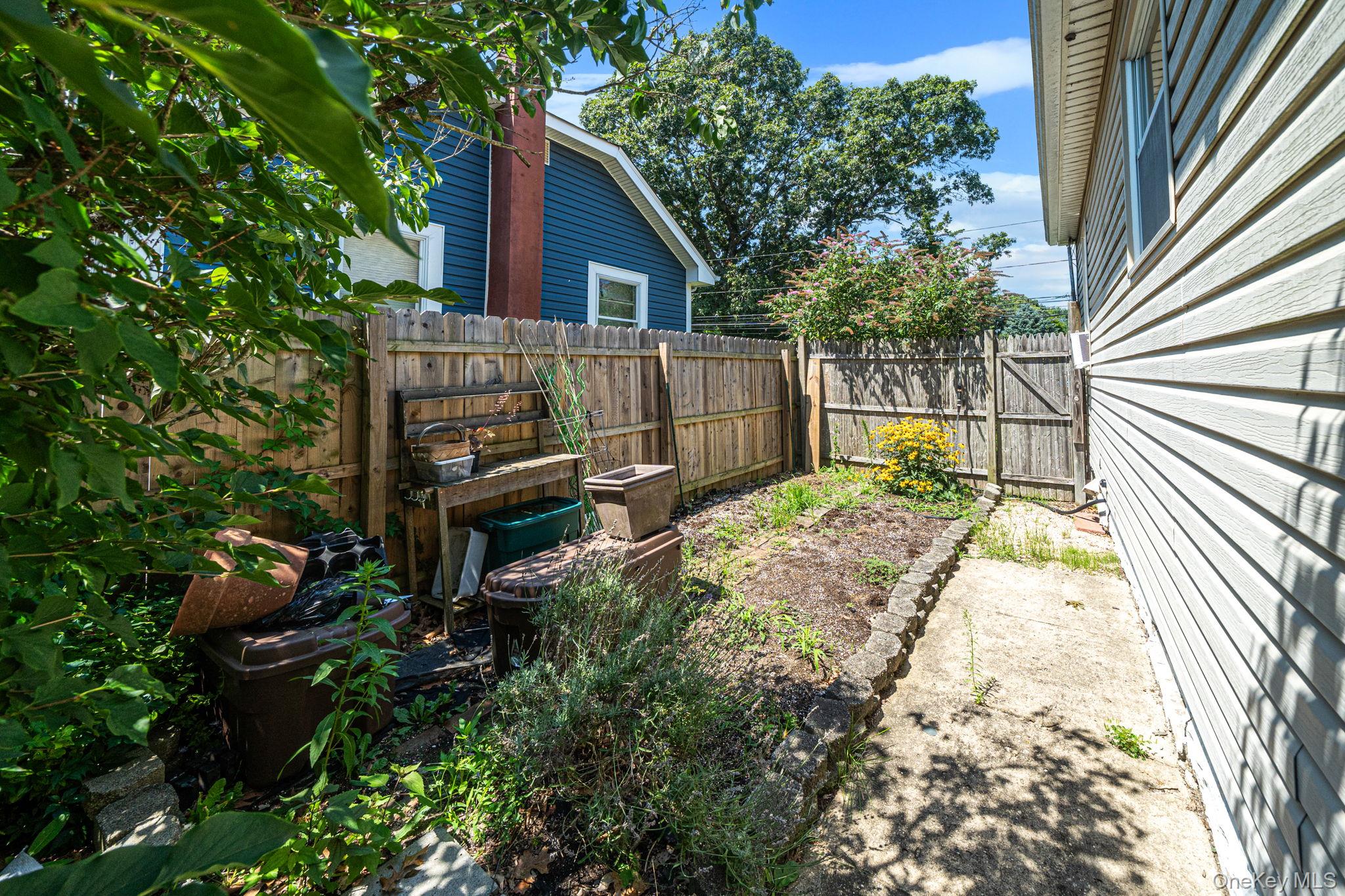 123 Clinton Avenue Property Photo 20