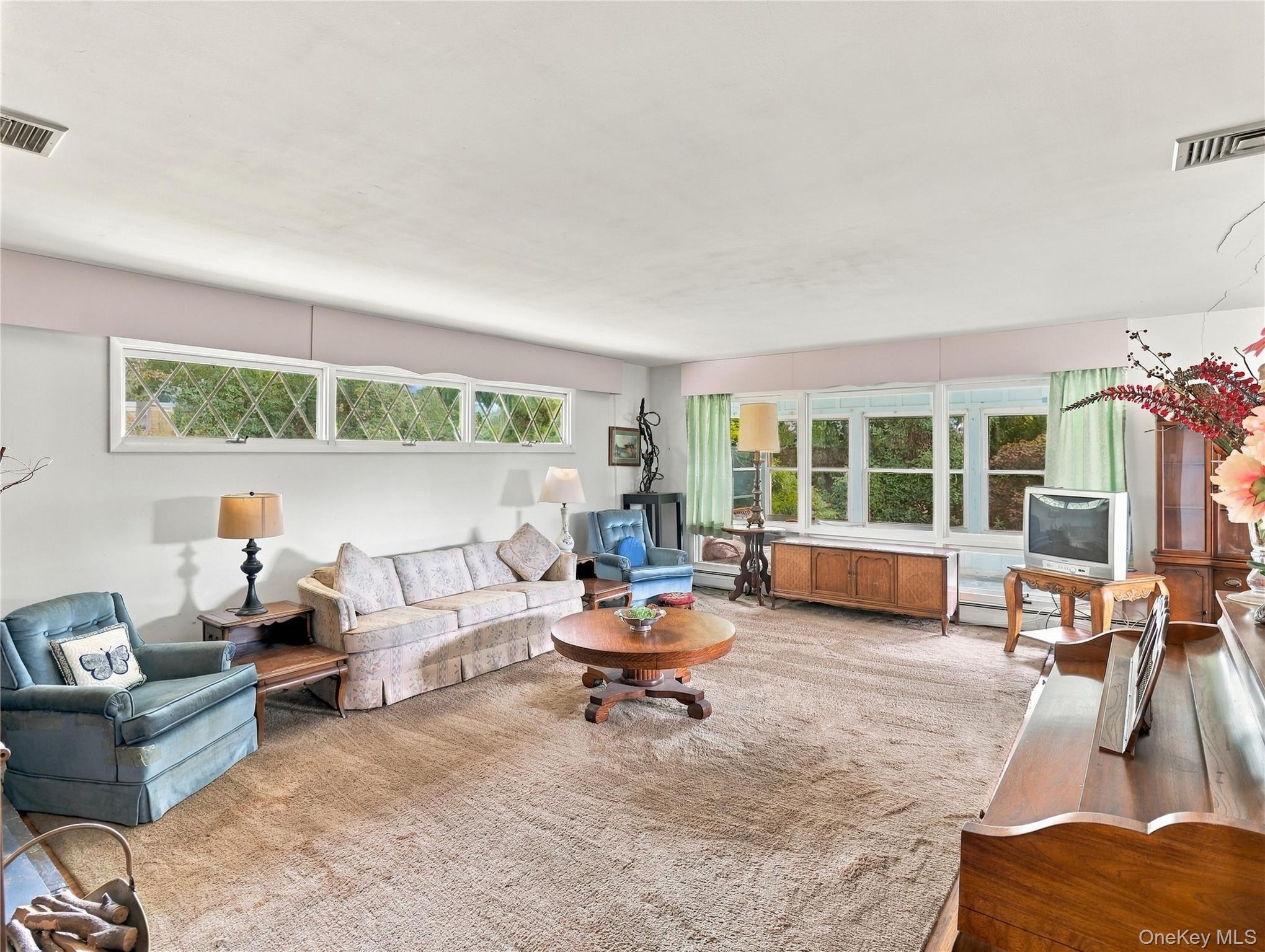 143 S Harrison Avenue Property Photo 14