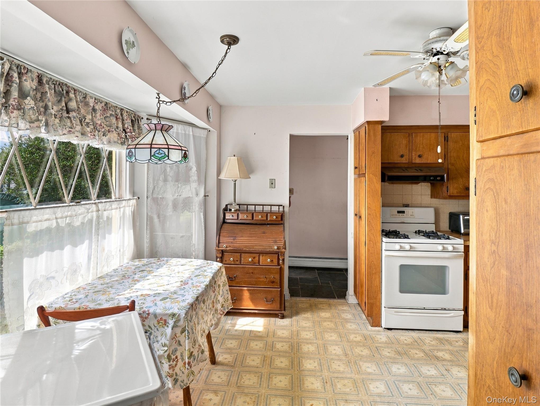 143 S Harrison Avenue Property Photo 17