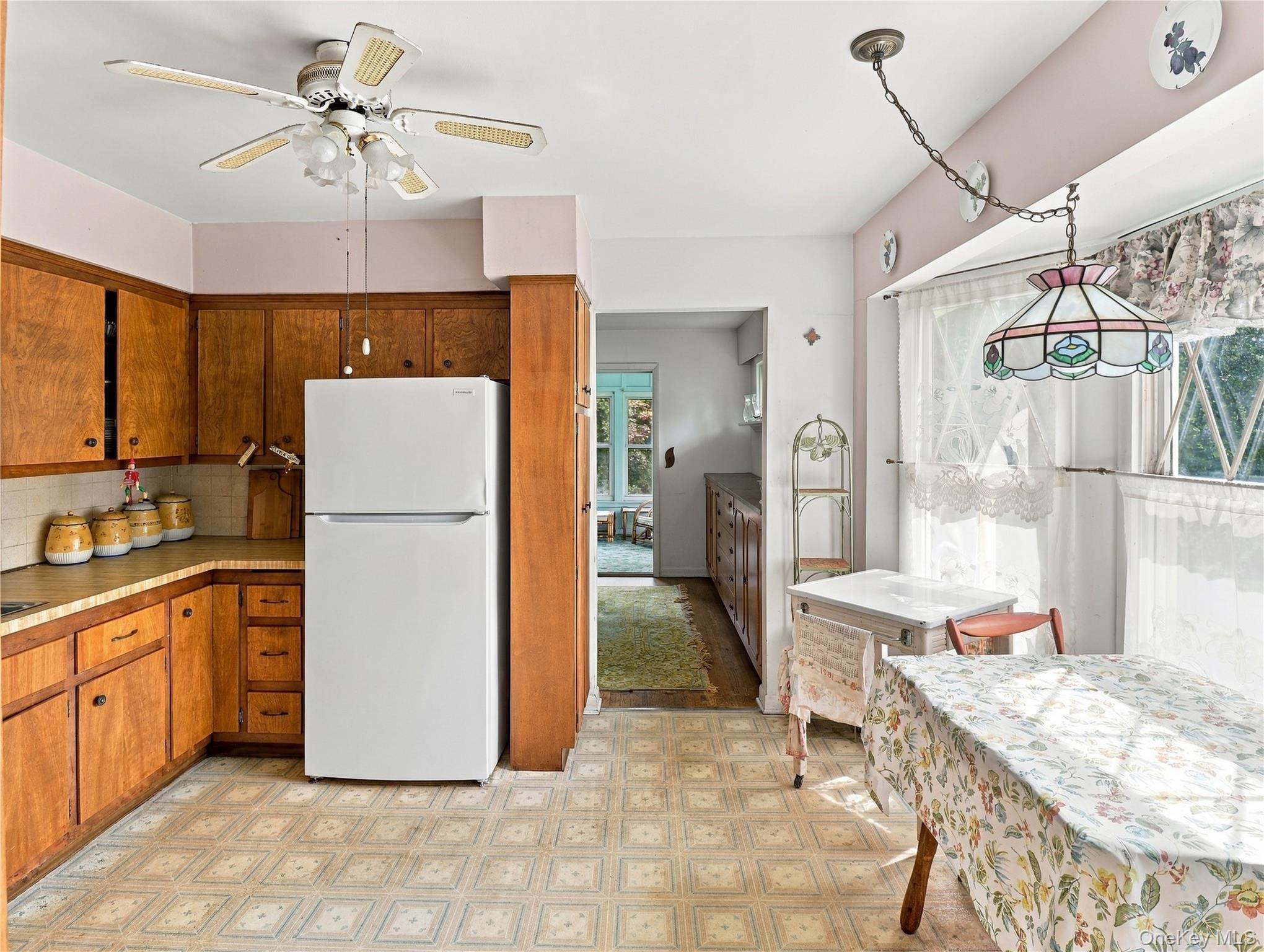 143 S Harrison Avenue Property Photo 19