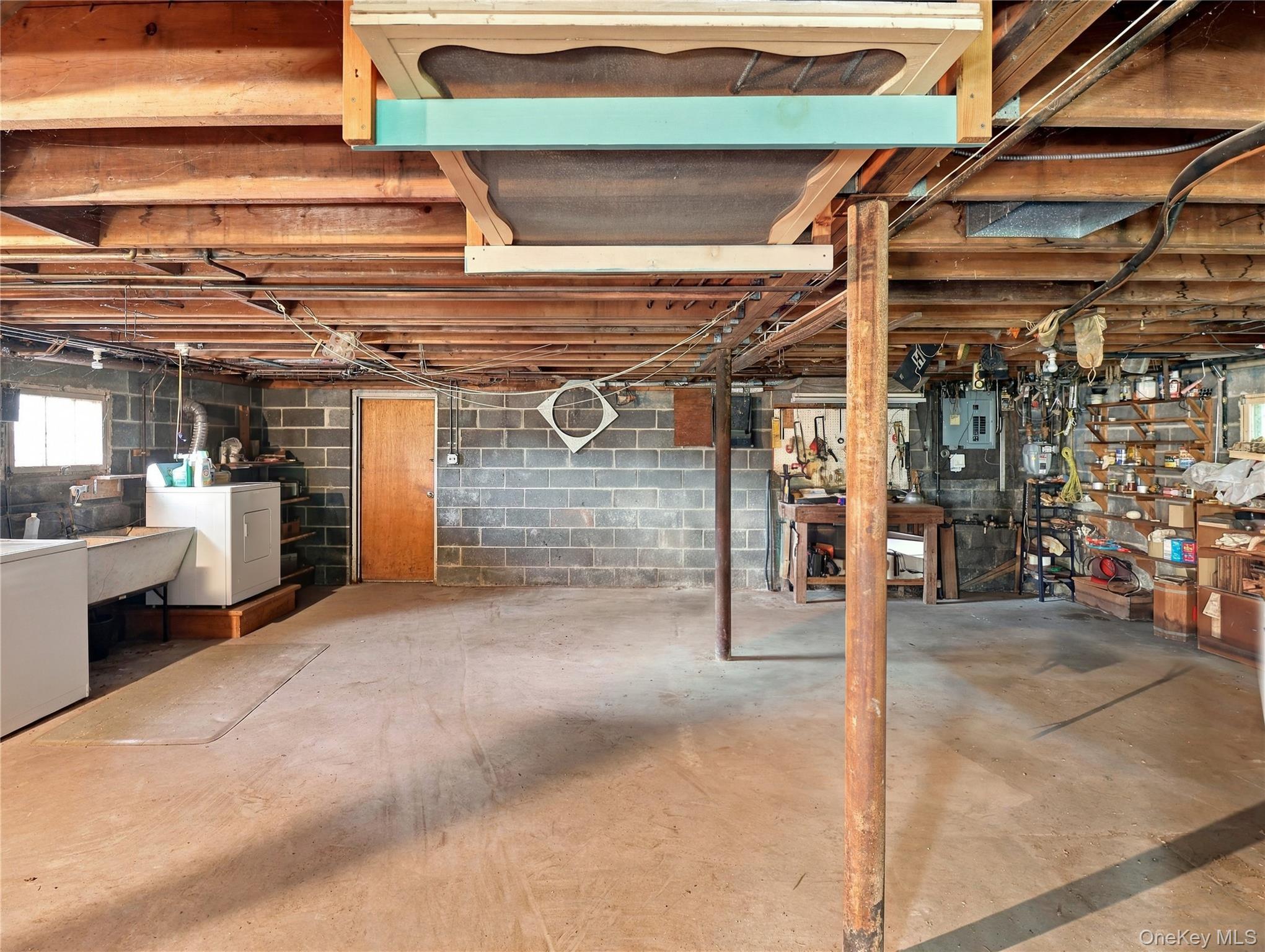 143 S Harrison Avenue Property Photo 29