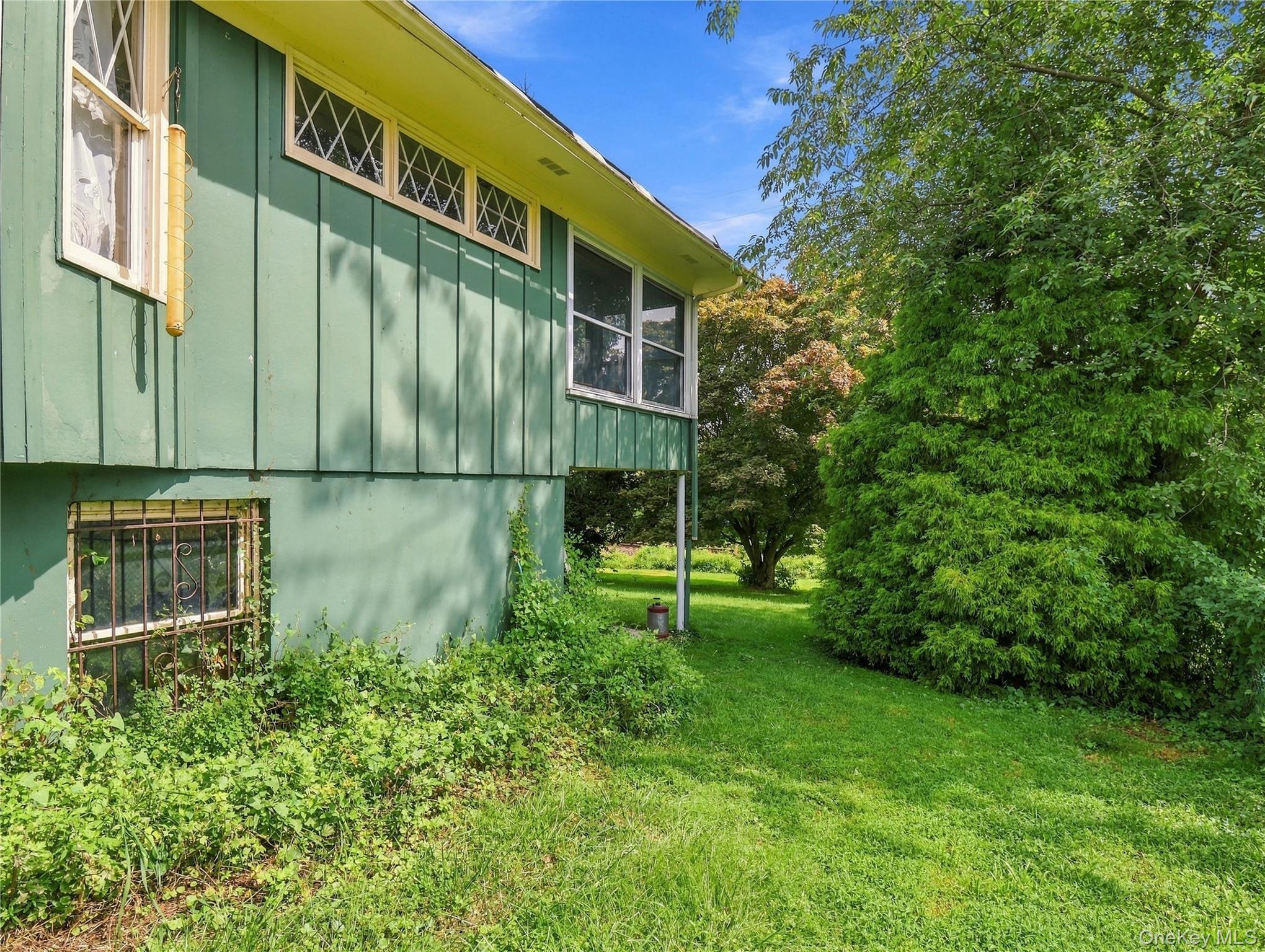 143 S Harrison Avenue Property Photo 33