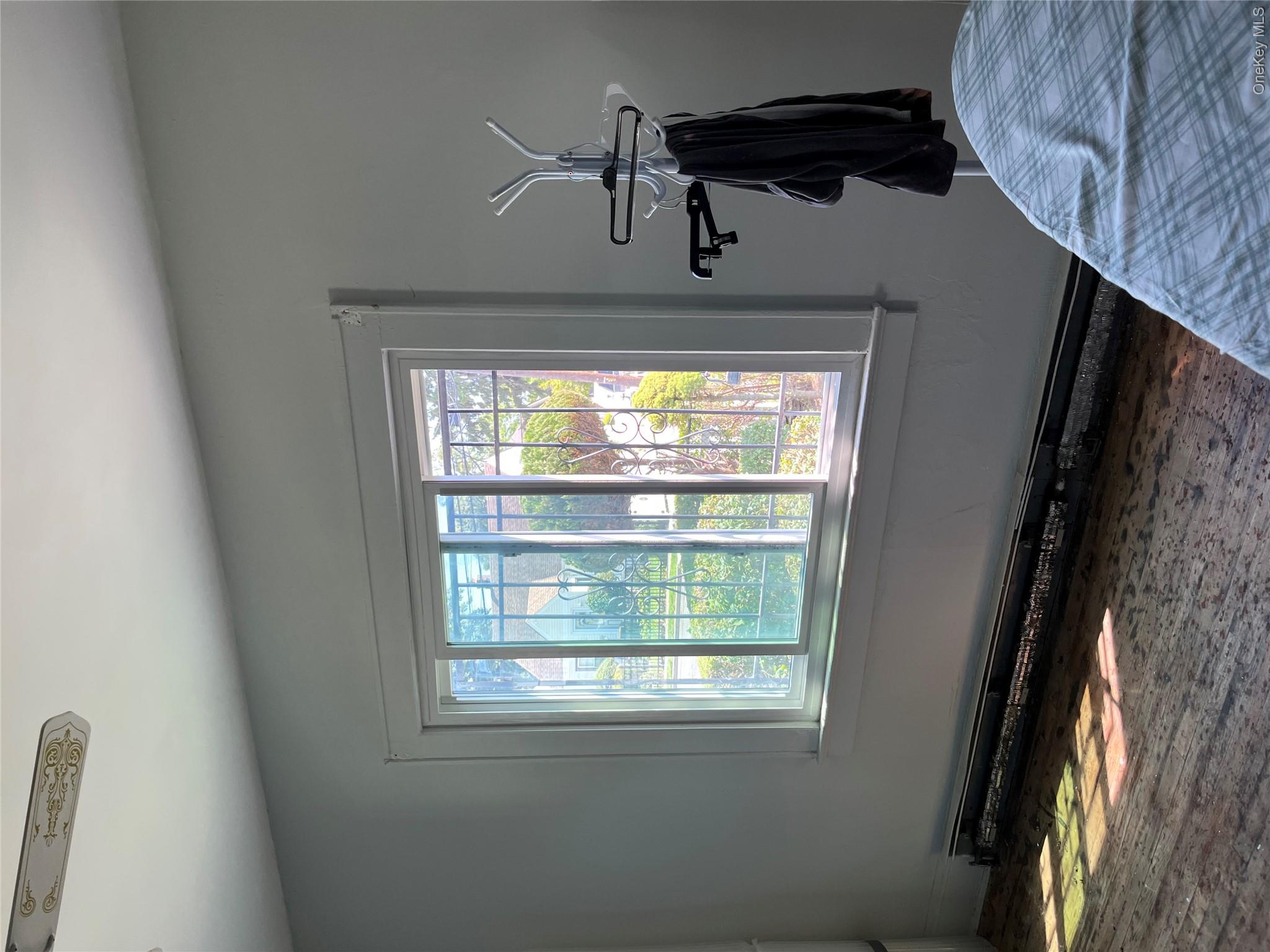 137 E Roosevelt Avenue Property Photo 14