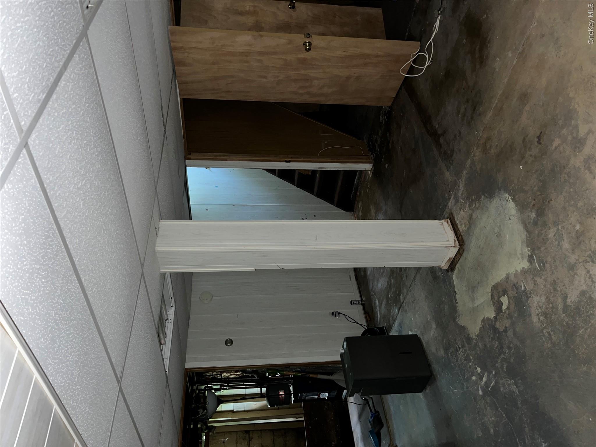 137 E Roosevelt Avenue Property Photo 18