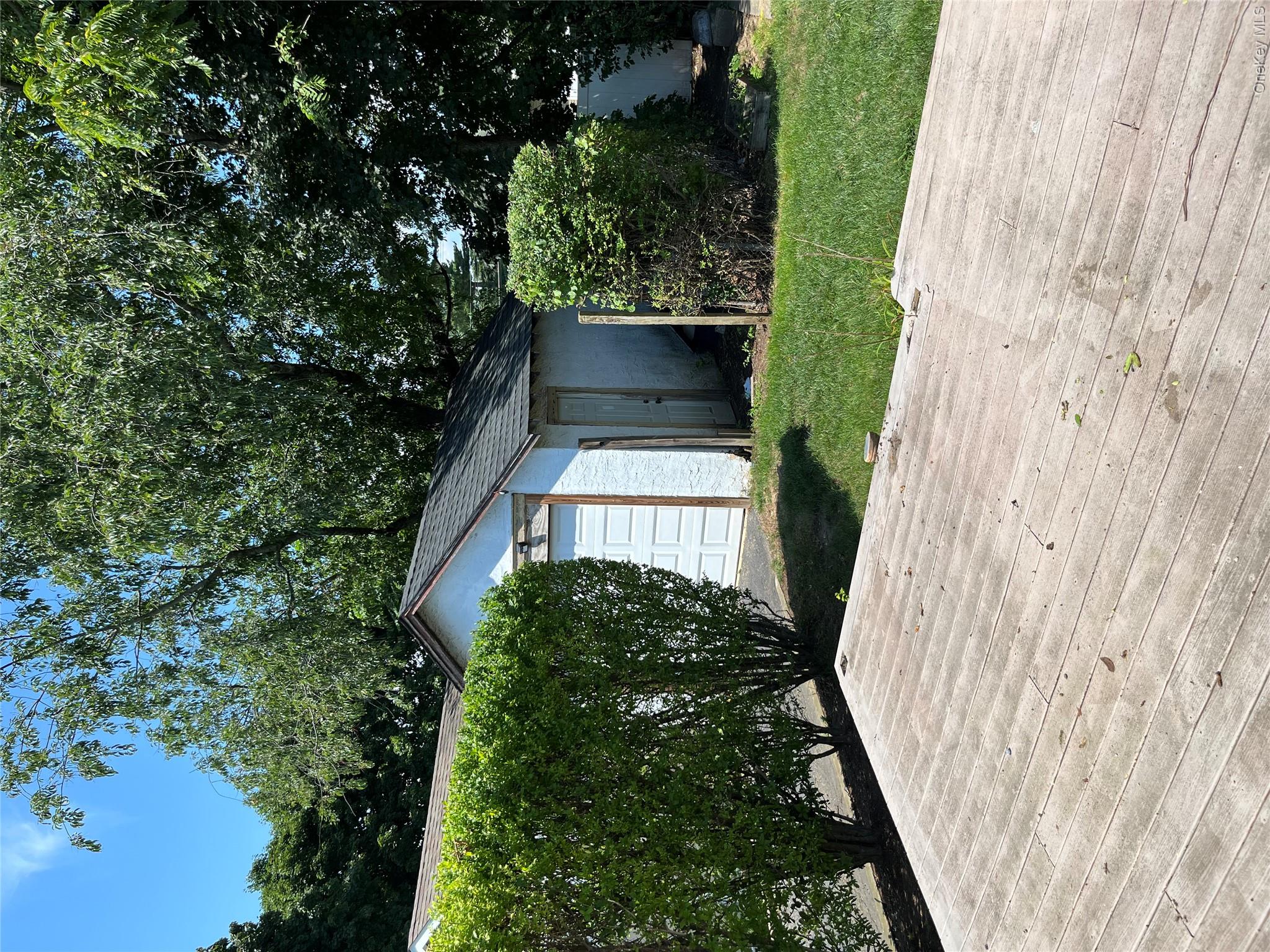 137 E Roosevelt Avenue Property Photo 22