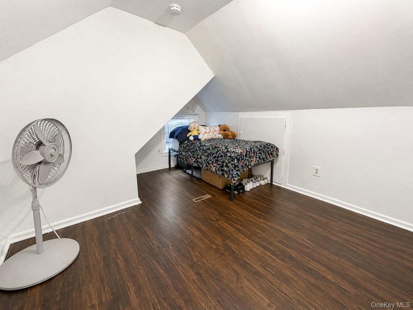 312 Bay Street Property Photo 15