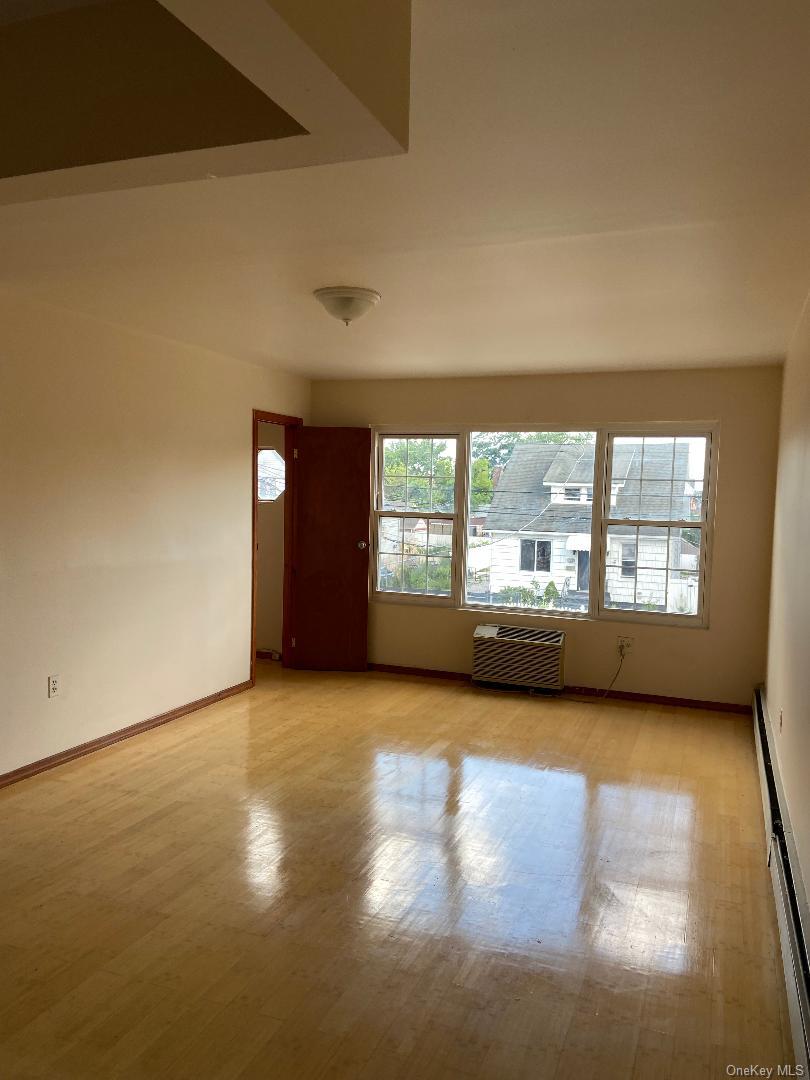 19707 120 Th Ave Property Photo 3