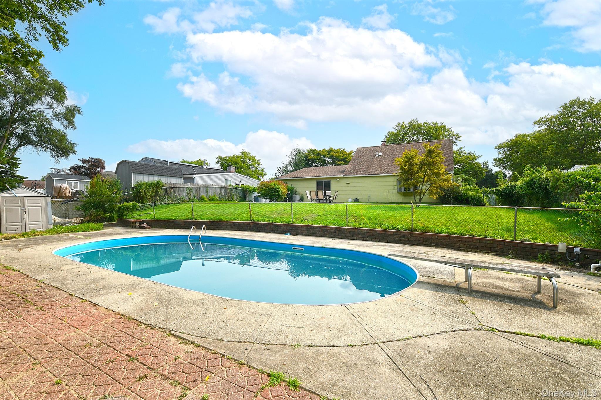 88 Matsunaye Drive Property Photo 3