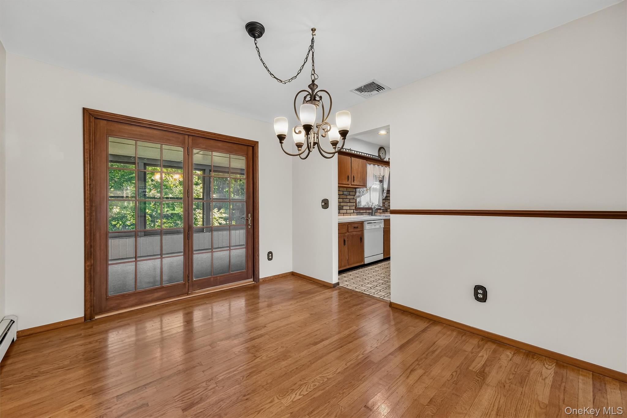 37 Julie Drive Property Photo 10
