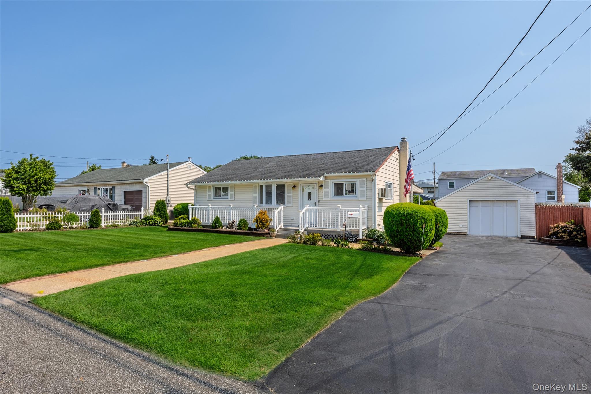212 15th Street Property Photo 2