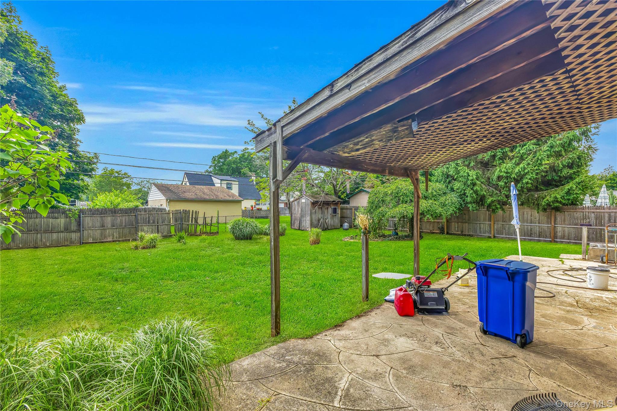 38 Saddle Lane Property Photo 4