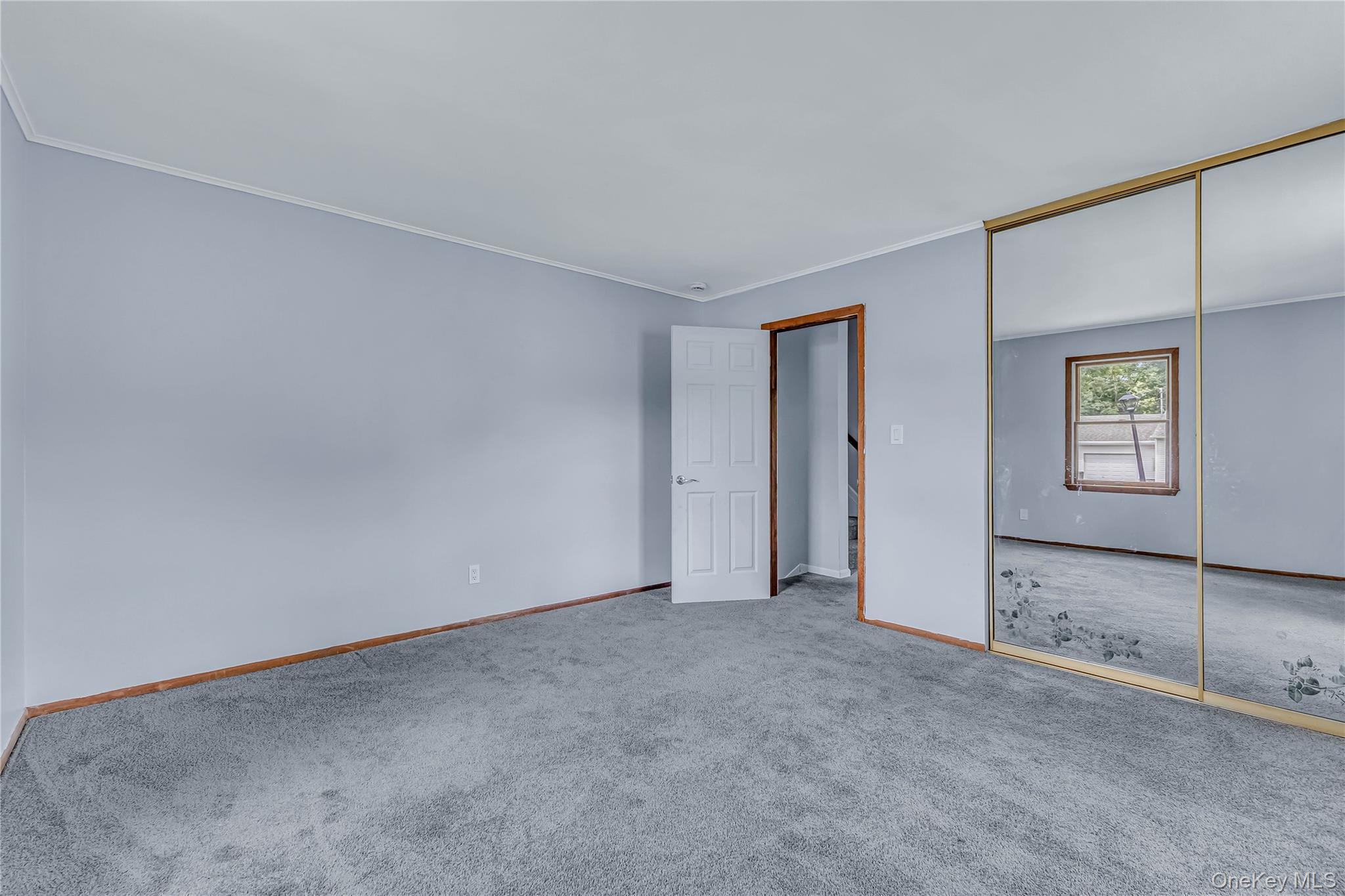 38 Saddle Lane Property Photo 16