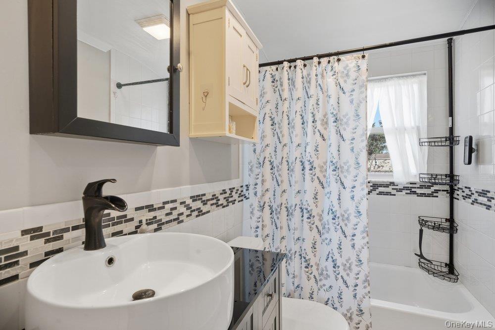 344 N Ontario Avenue Property Photo 18