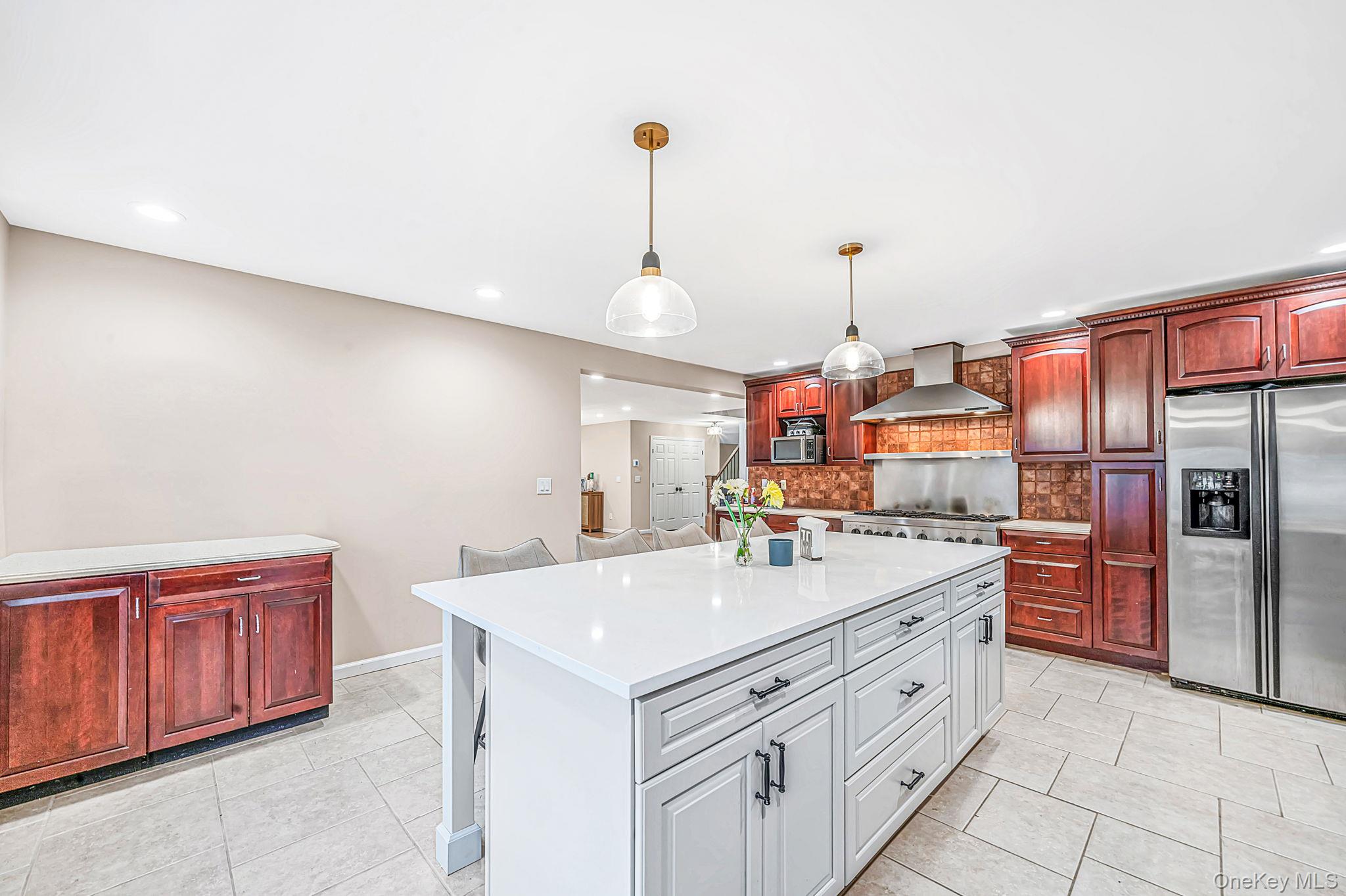 15 Kirby Lane Property Photo 8