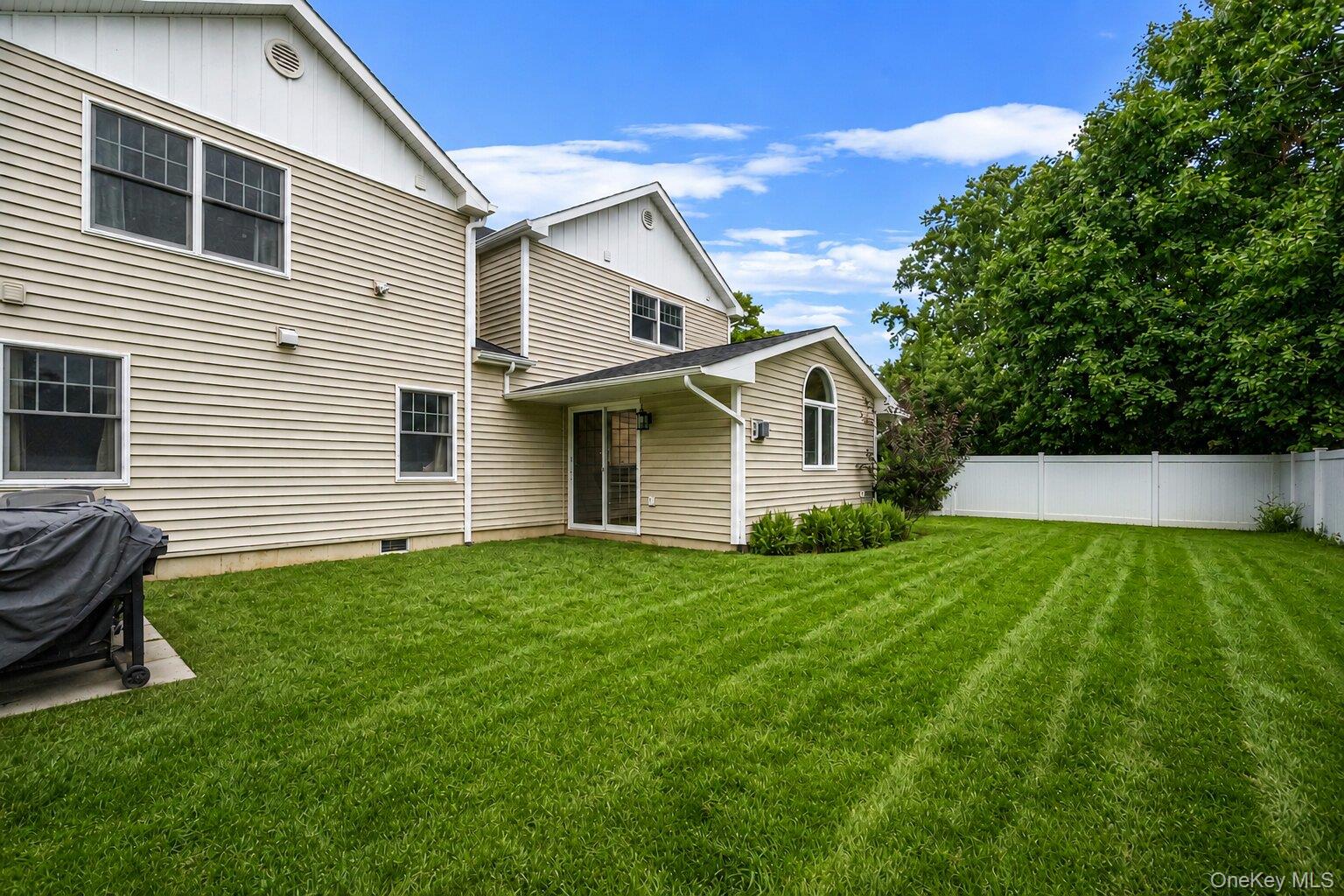 15 Kirby Lane Property Photo 38