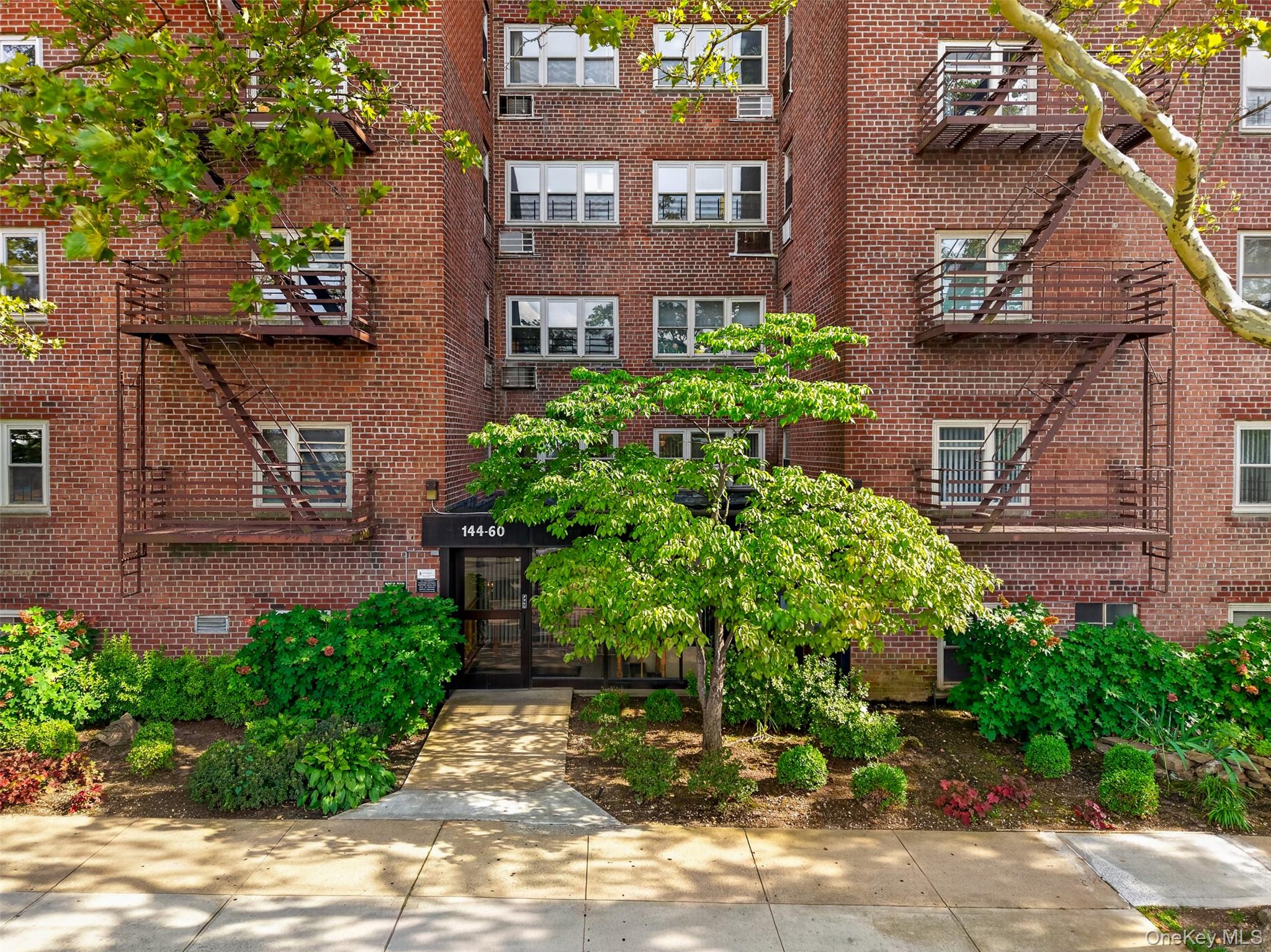 144-60 Gravett Rd, 1d Property Photo 1