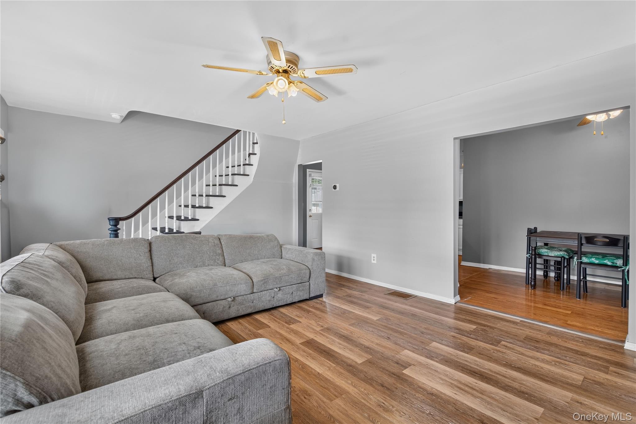 19 Railroad Avenue Property Photo 13
