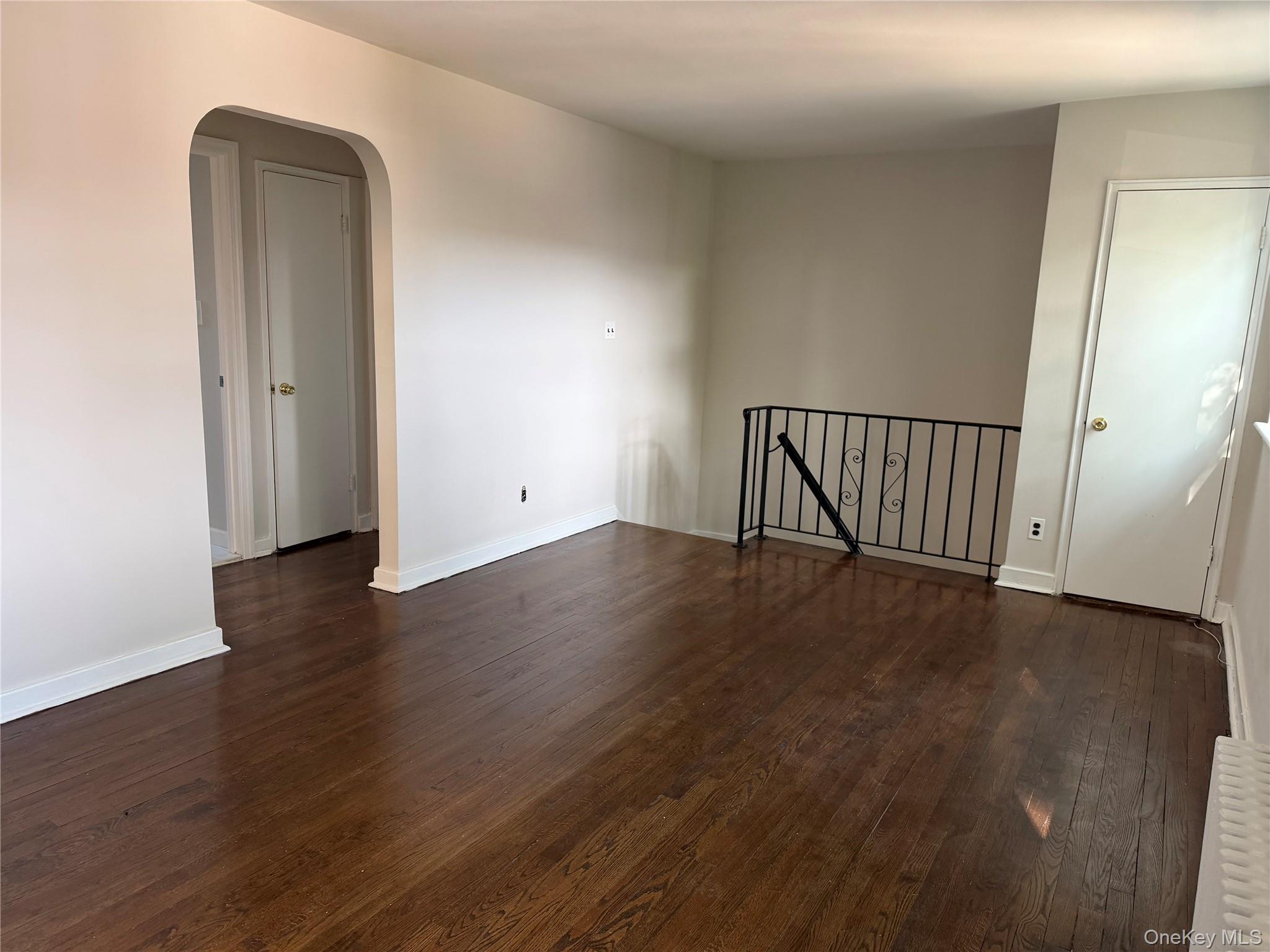 255-49 75th Avenue 2nd Floor Property Photo 5