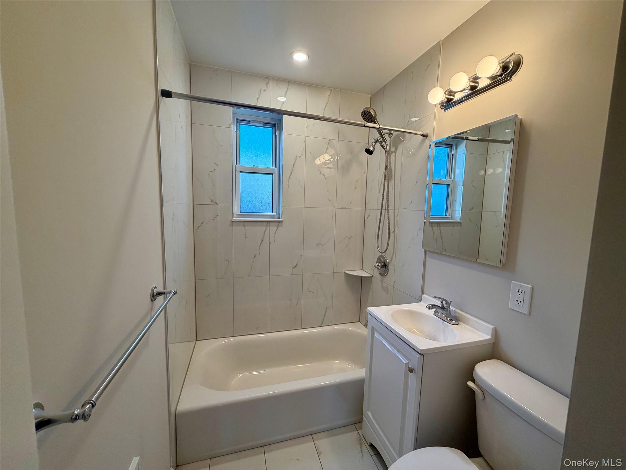 255-49 75th Avenue 2nd Floor Property Photo 8