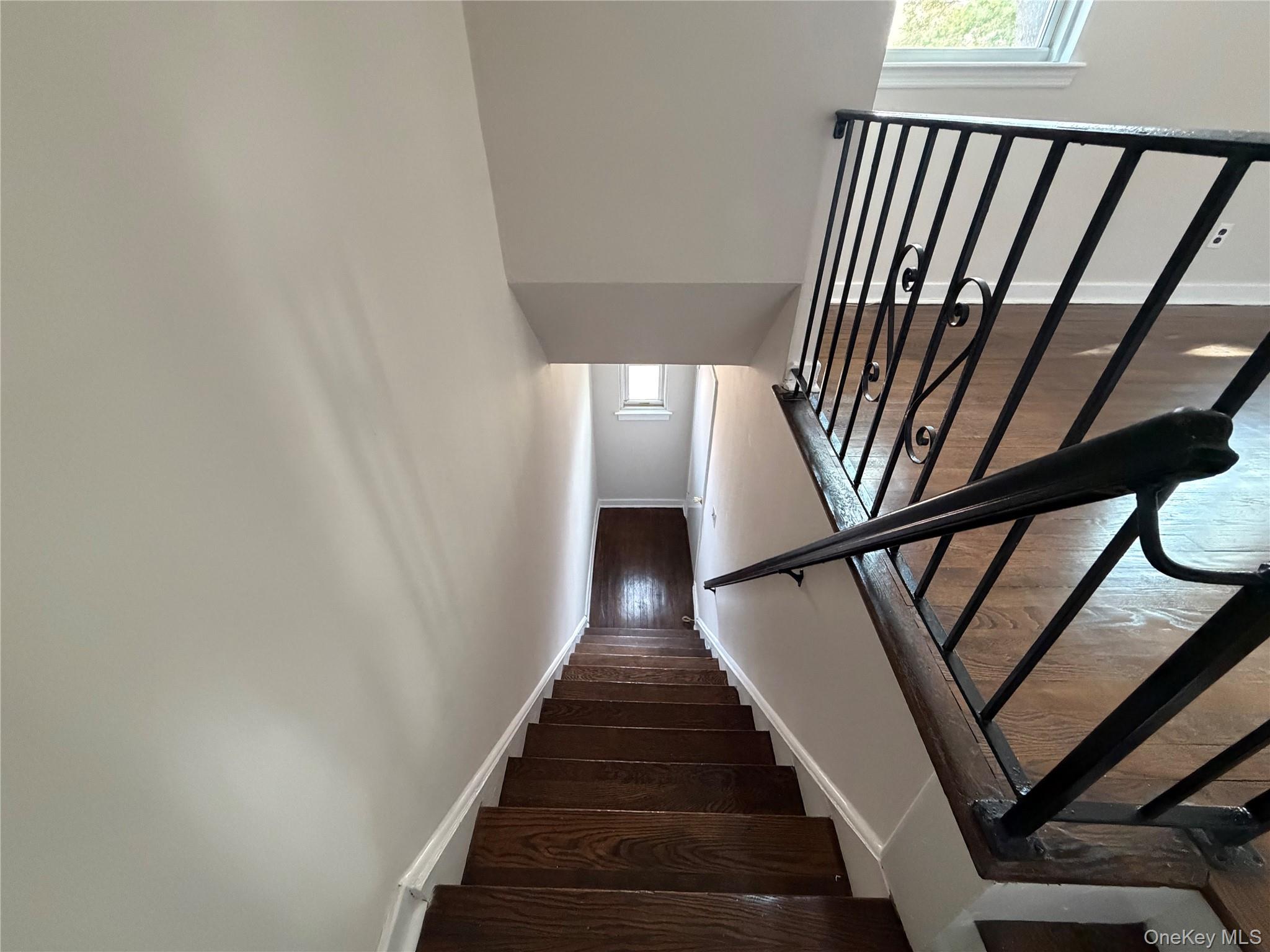 255-49 75th Avenue 2nd Floor Property Photo 11