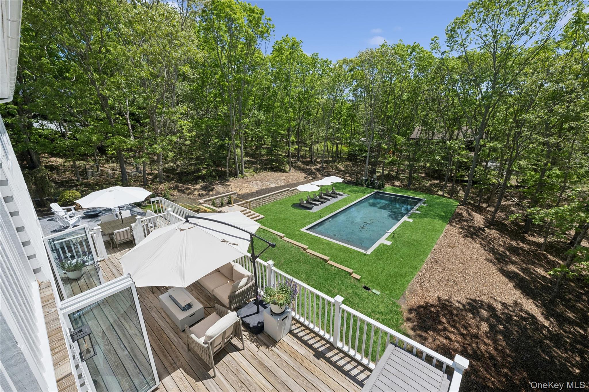 4 Trail Court Property Photo 32