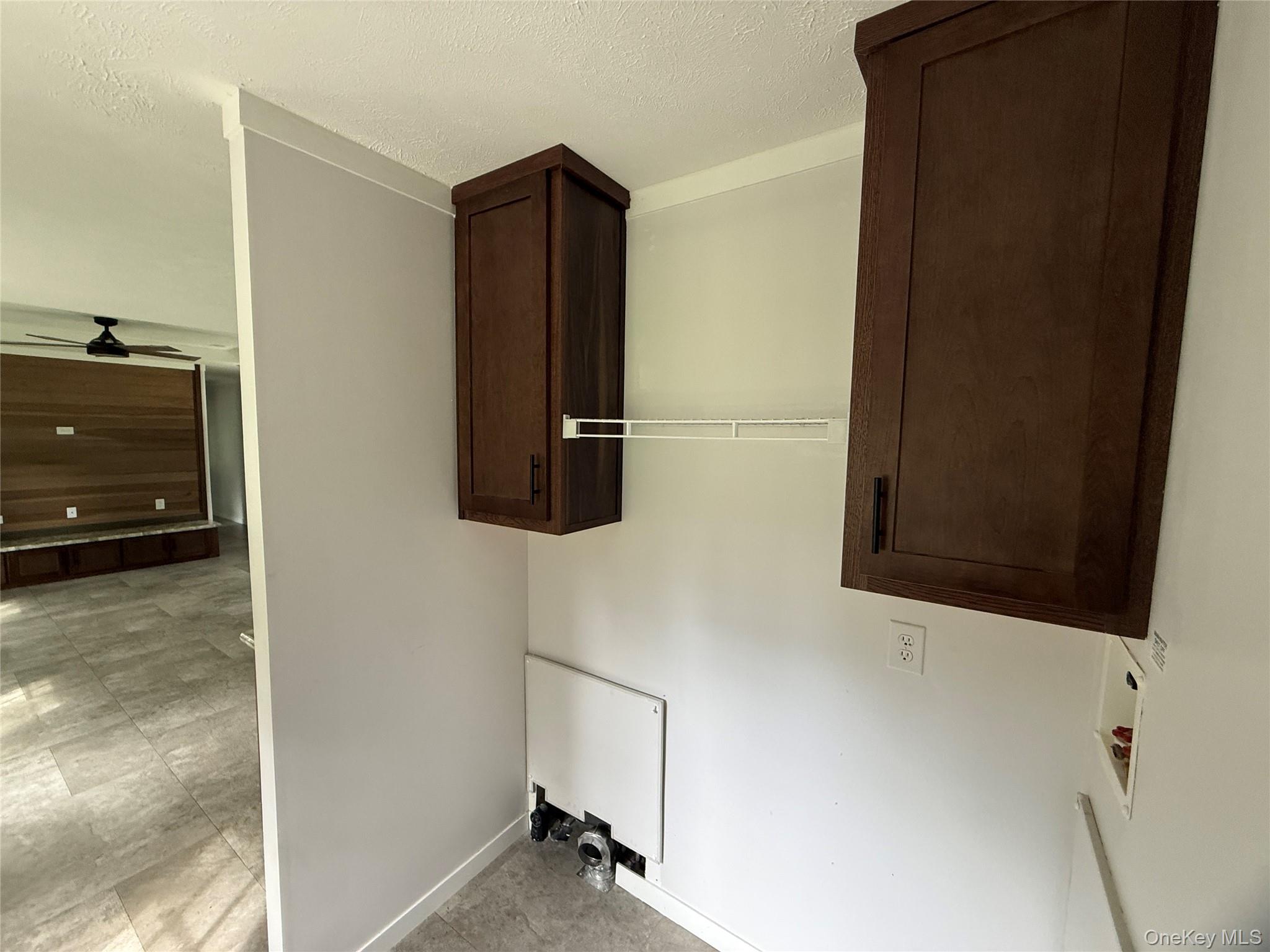 127 Woodcrest Drive Property Photo 16