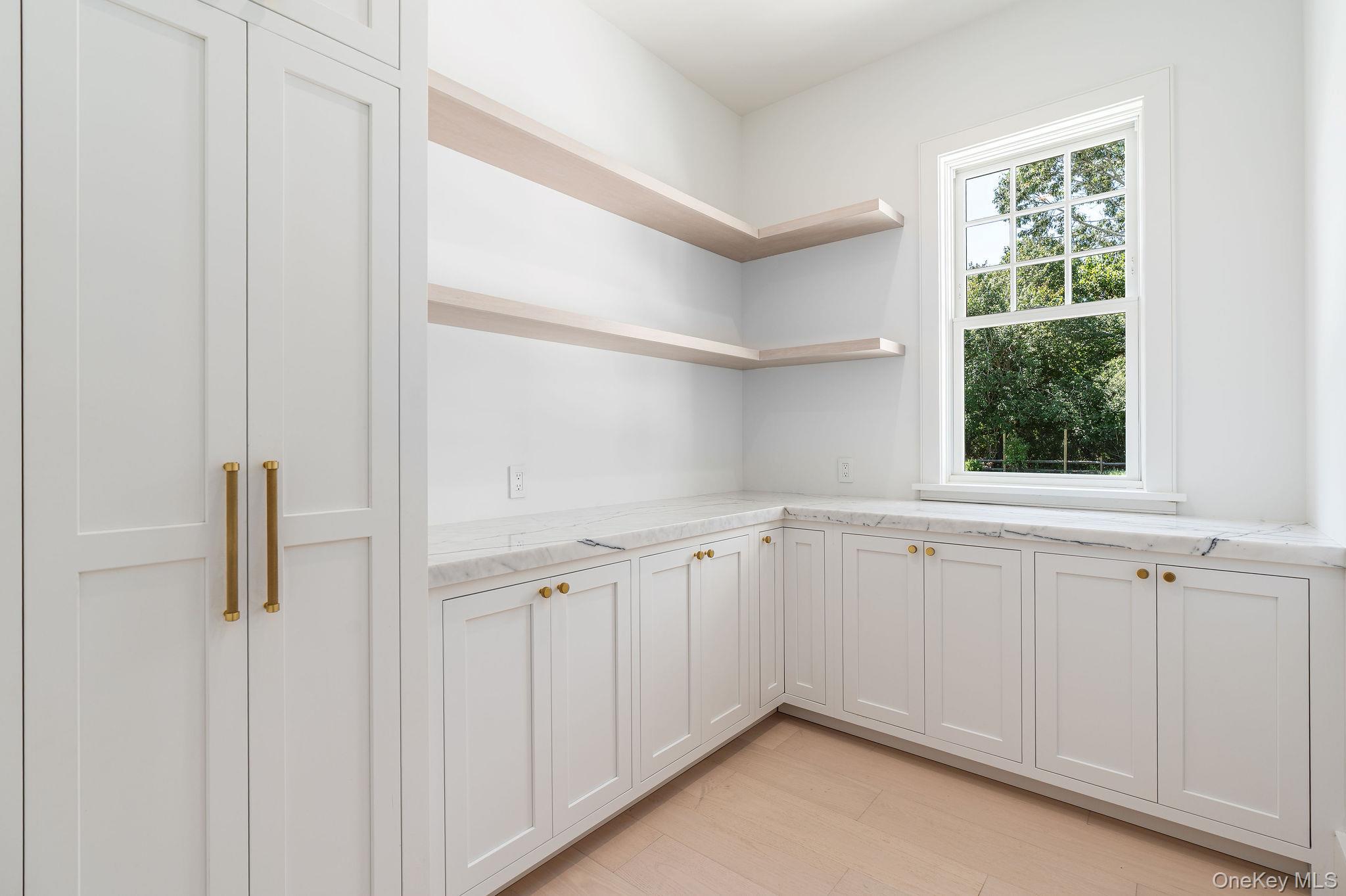 1475 Laurel Avenue Property Photo 11
