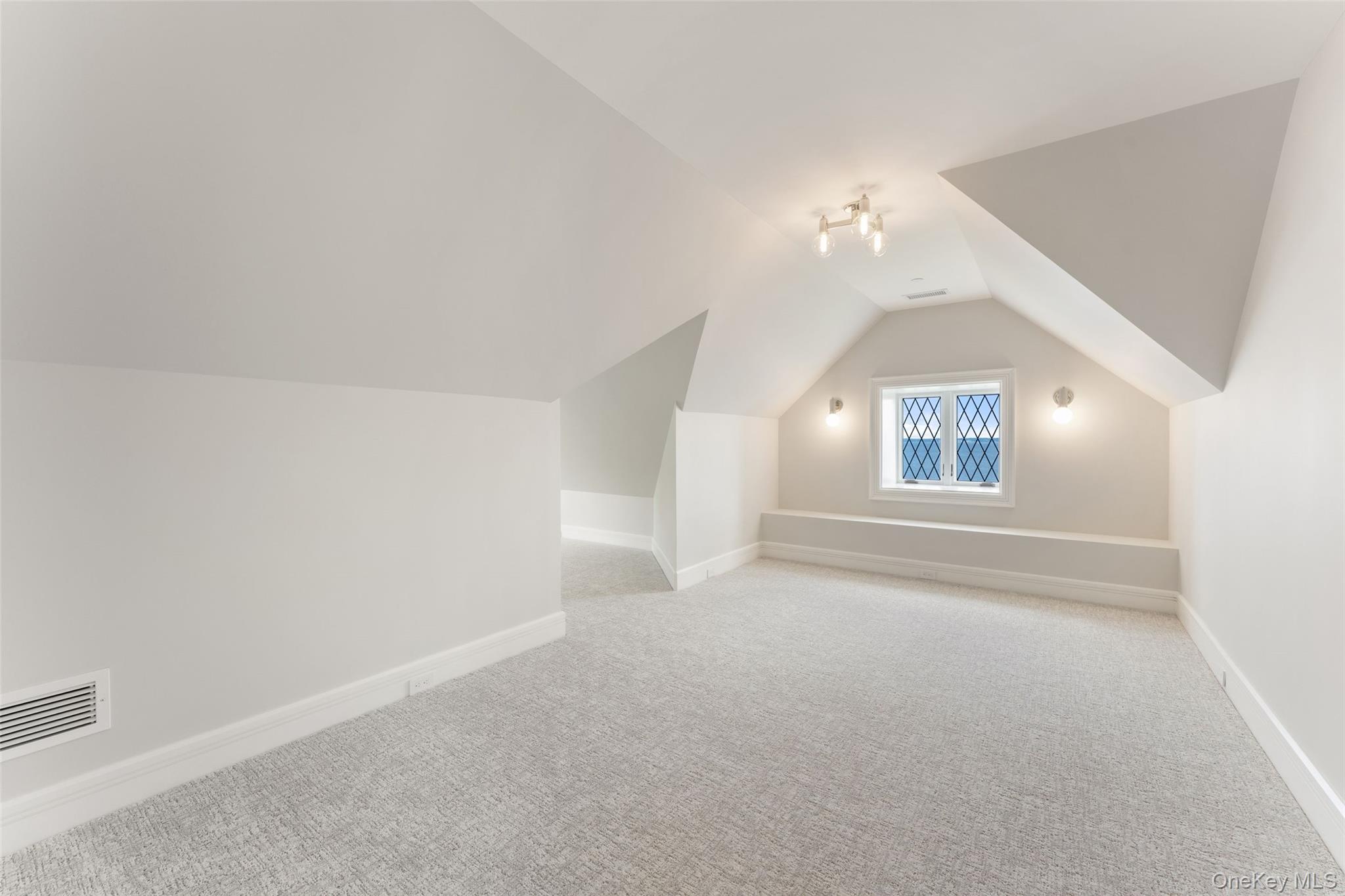 104 Premium Point Property Photo 30