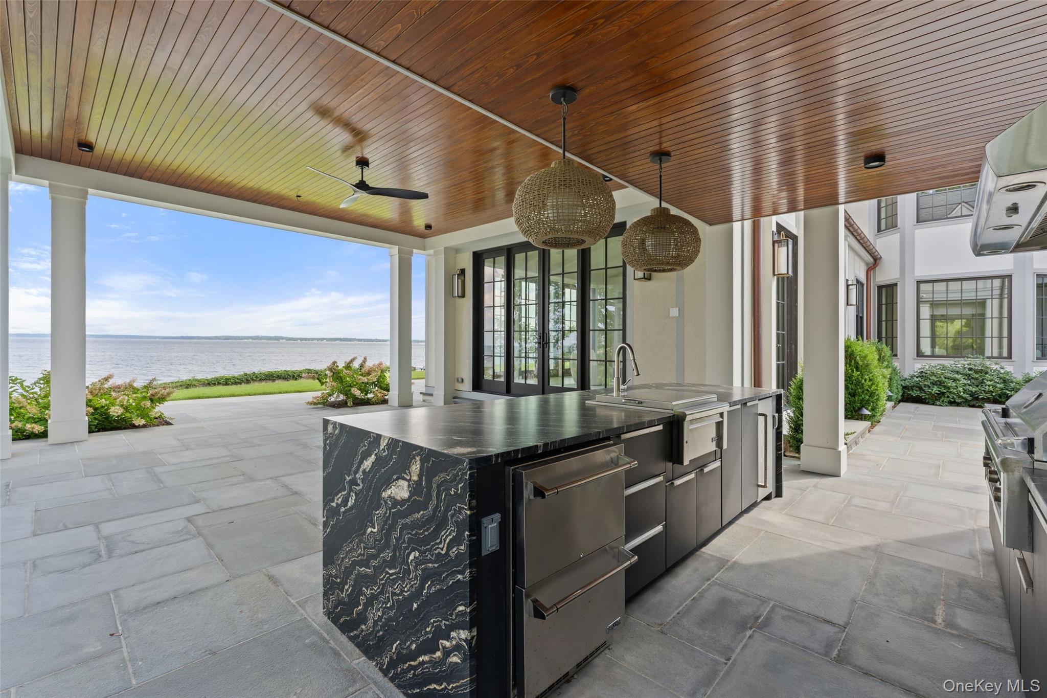 104 Premium Point Property Photo 38
