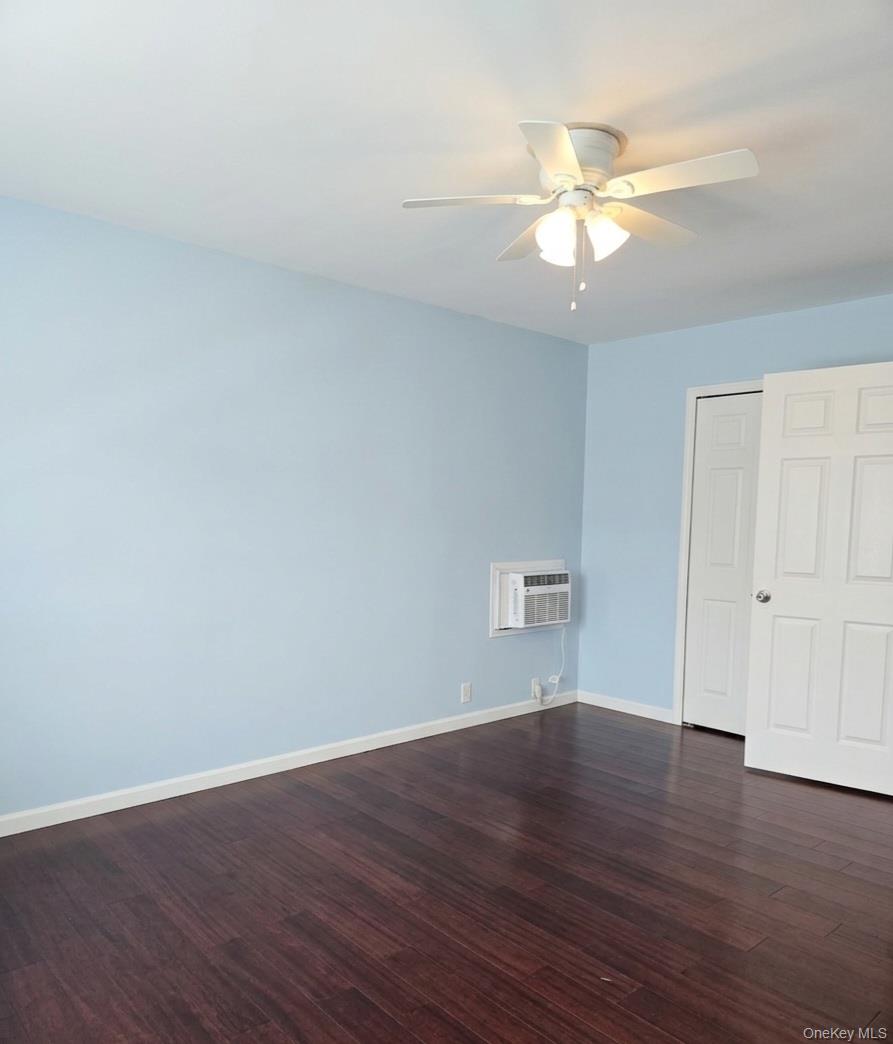 92-10 212th Place Property Photo 3