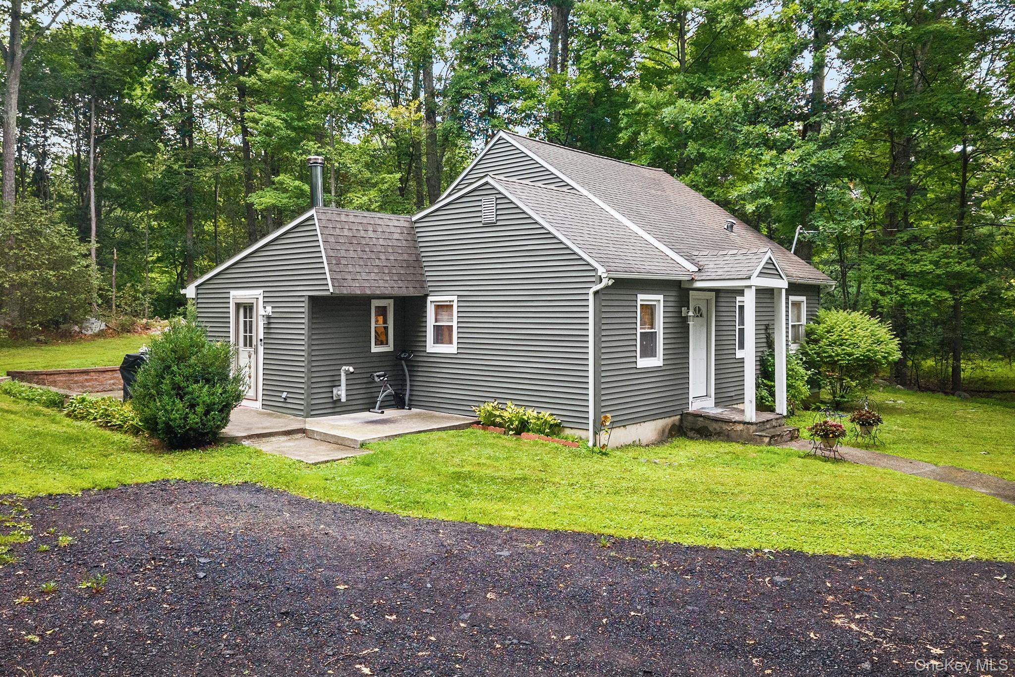 30 Forest Glen Road Property Photo 2