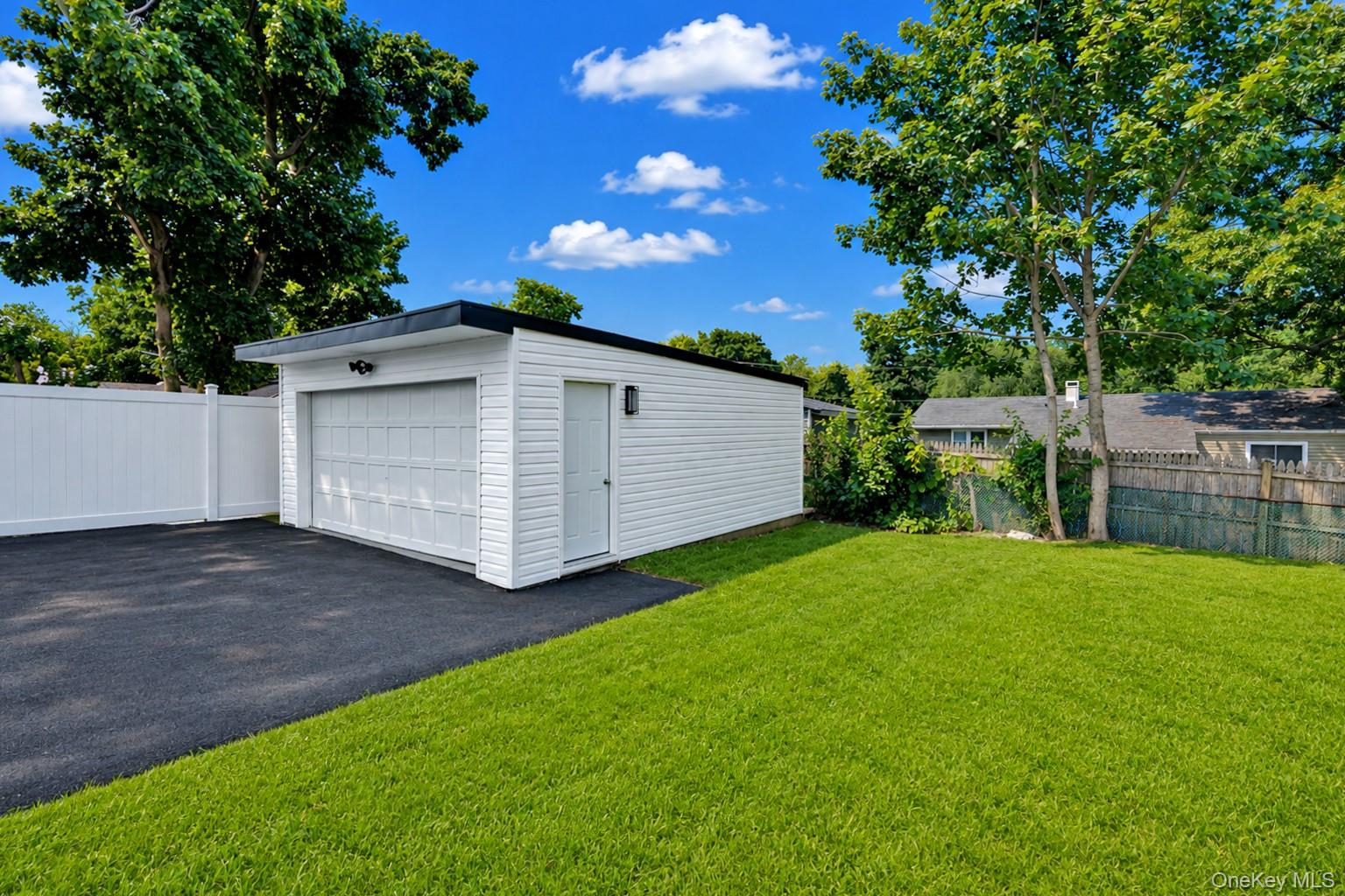 14 Marie Lane Property Photo 27