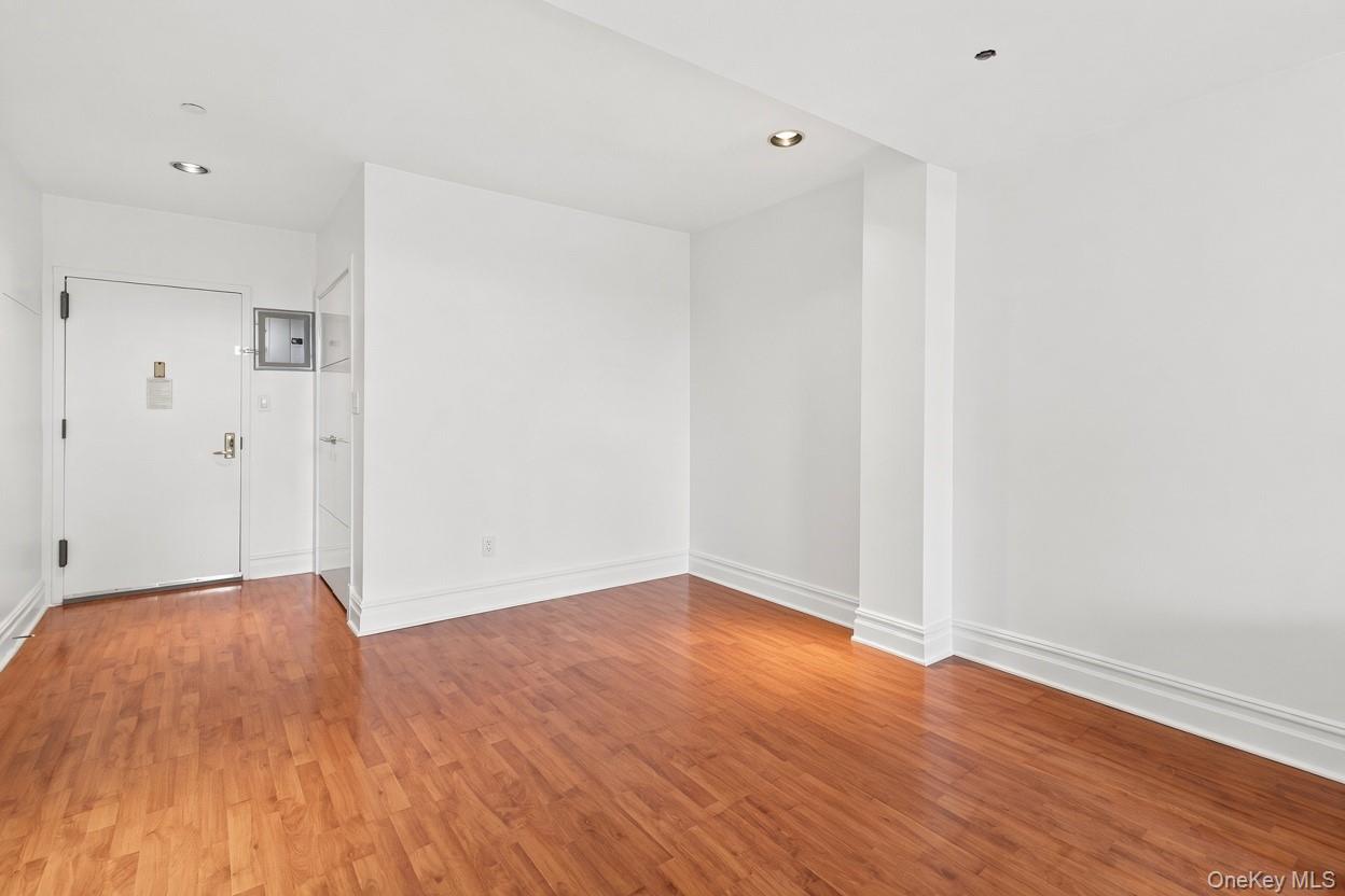 45-02 Ditmars Boulevard 124 Property Photo 10
