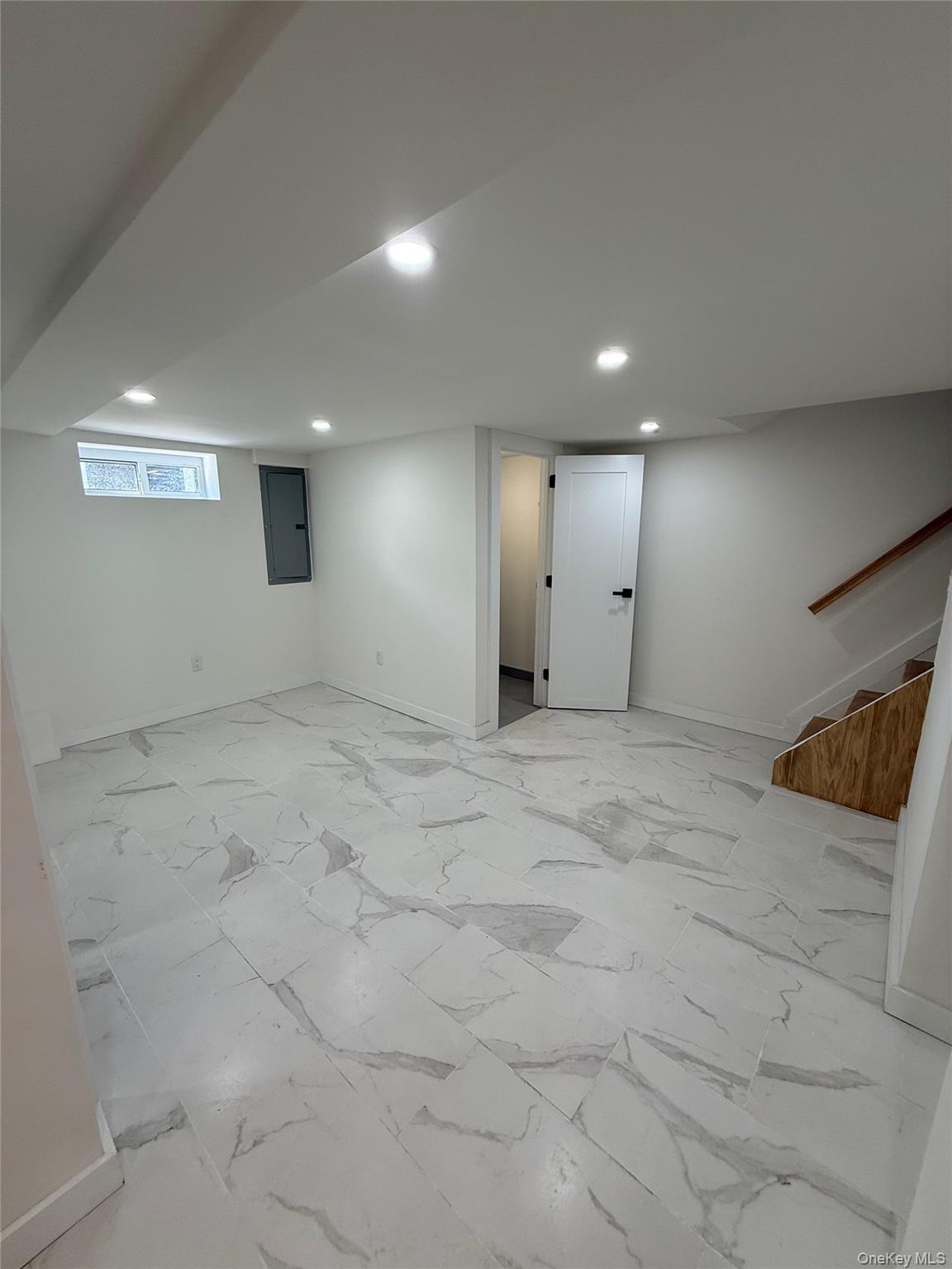 2273 Cincinnatus Avenue Property Photo 31