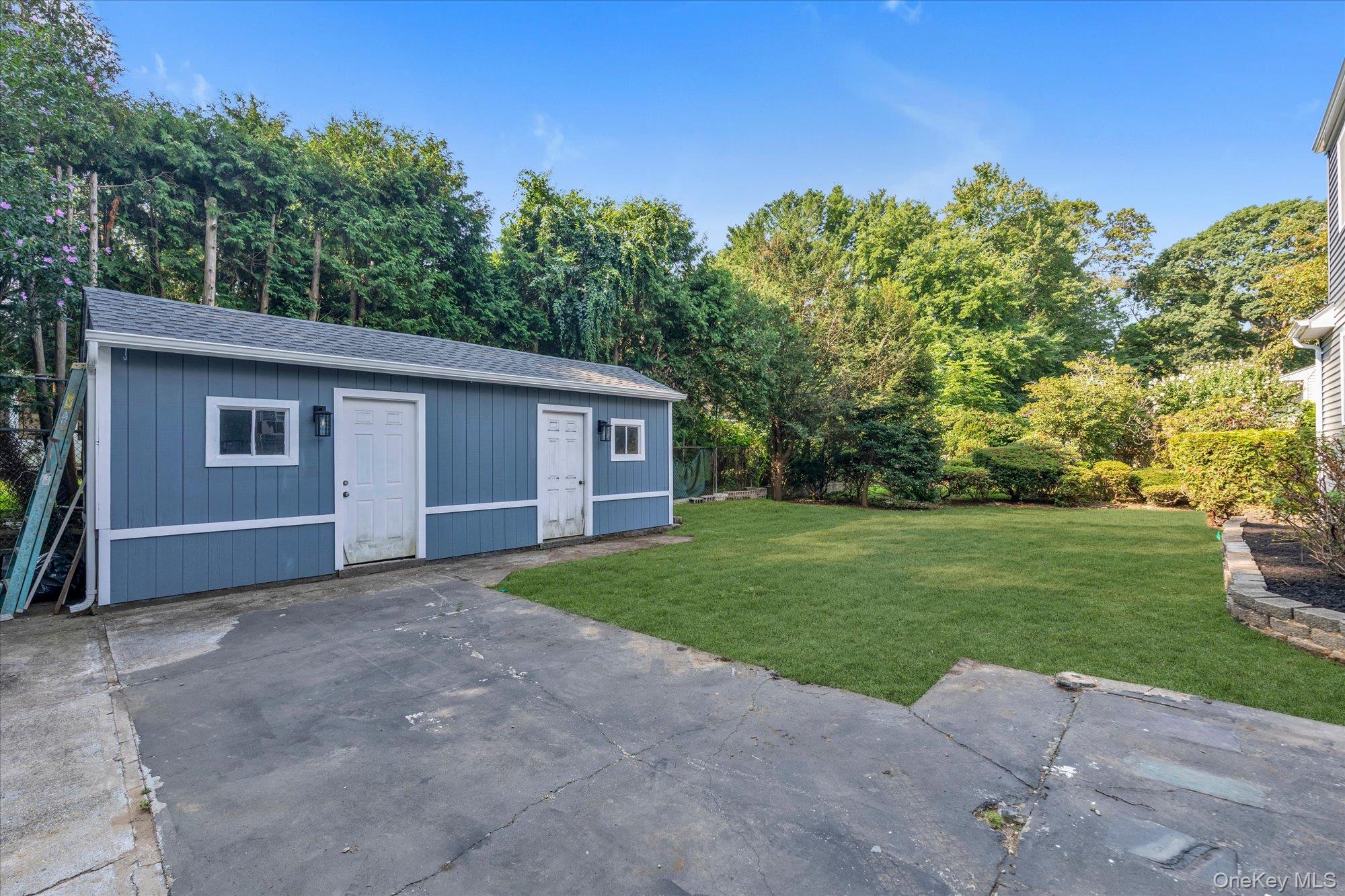 10 Stratton Property Photo 17