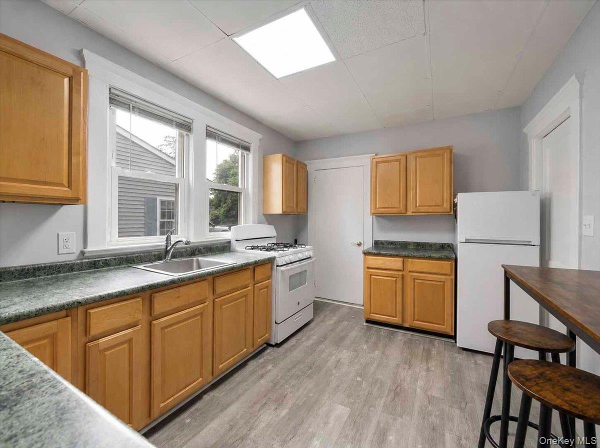 92 N Highland Avenue Property Photo 11