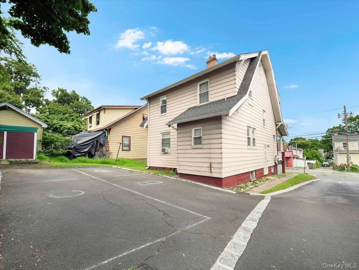 92 N Highland Avenue Property Photo 40