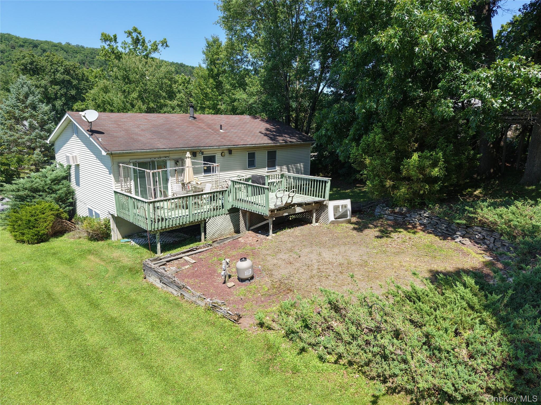 10 Andre Drive Property Photo 18