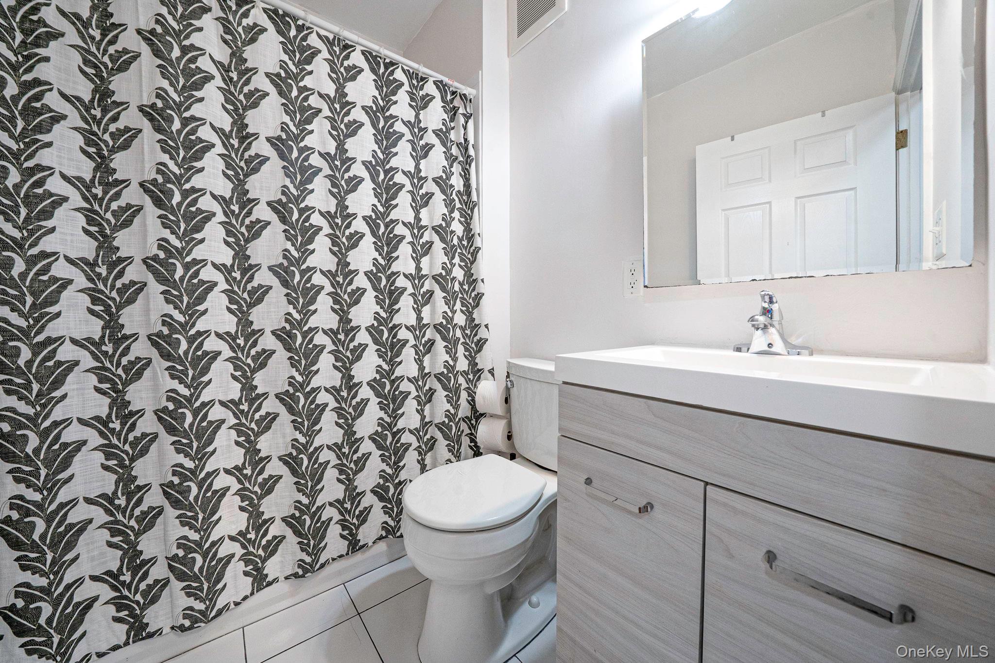 821 Prospect Avenue Property Photo 14