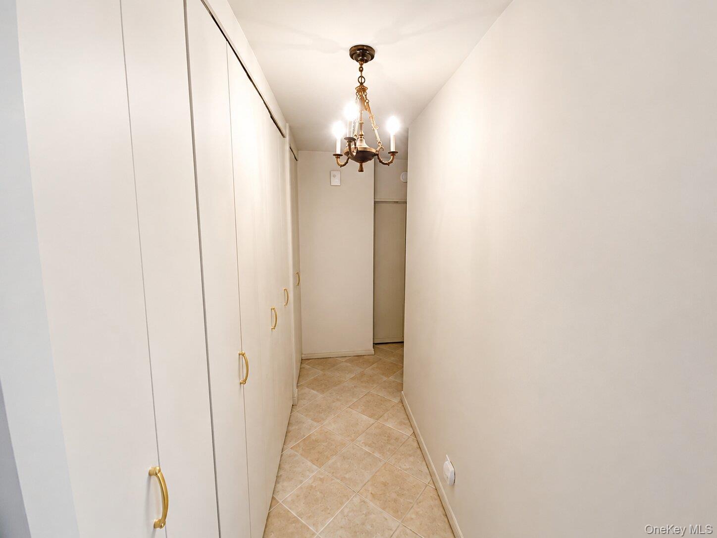 27110 Grand Central Parkway 17l Property Photo 14