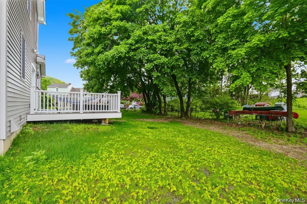33 Howland Avenue Property Photo 30