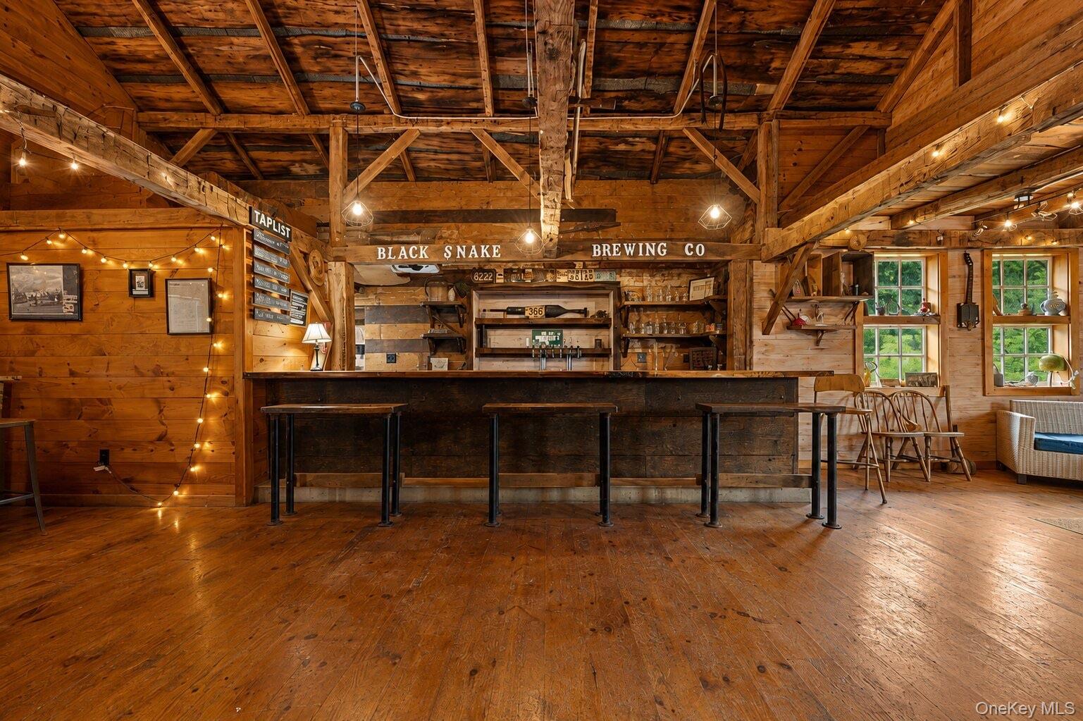 148 N Creek Road Property Photo 18