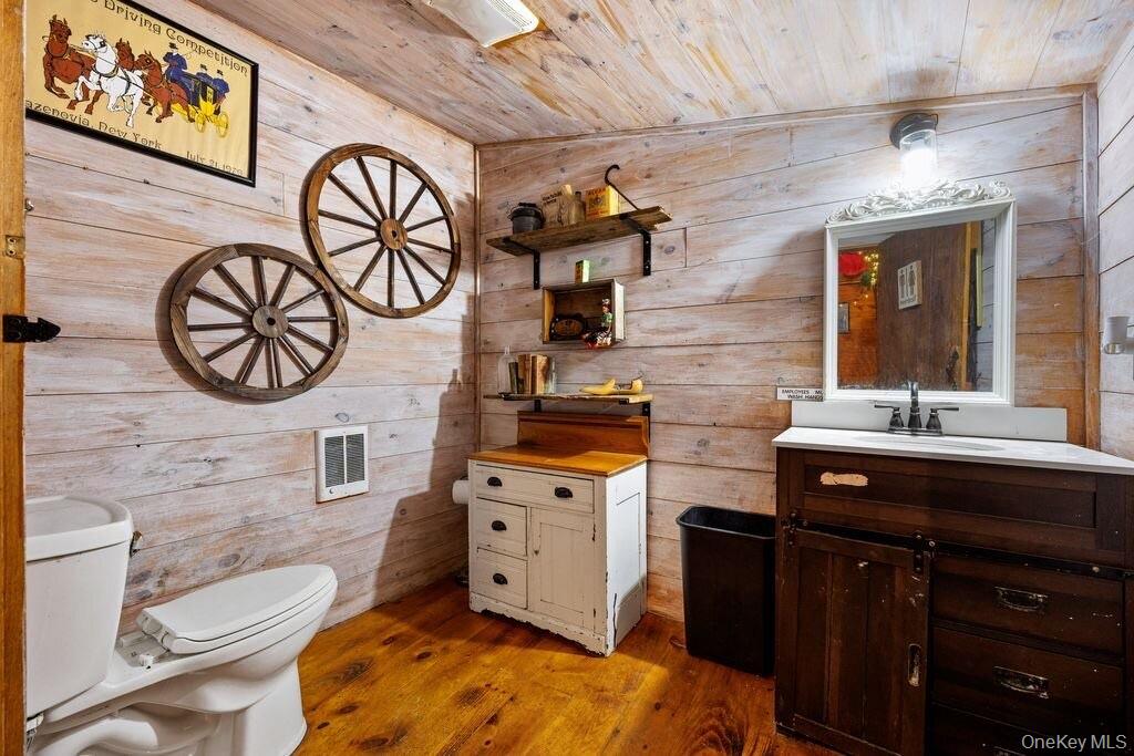 148 N Creek Road Property Photo 20
