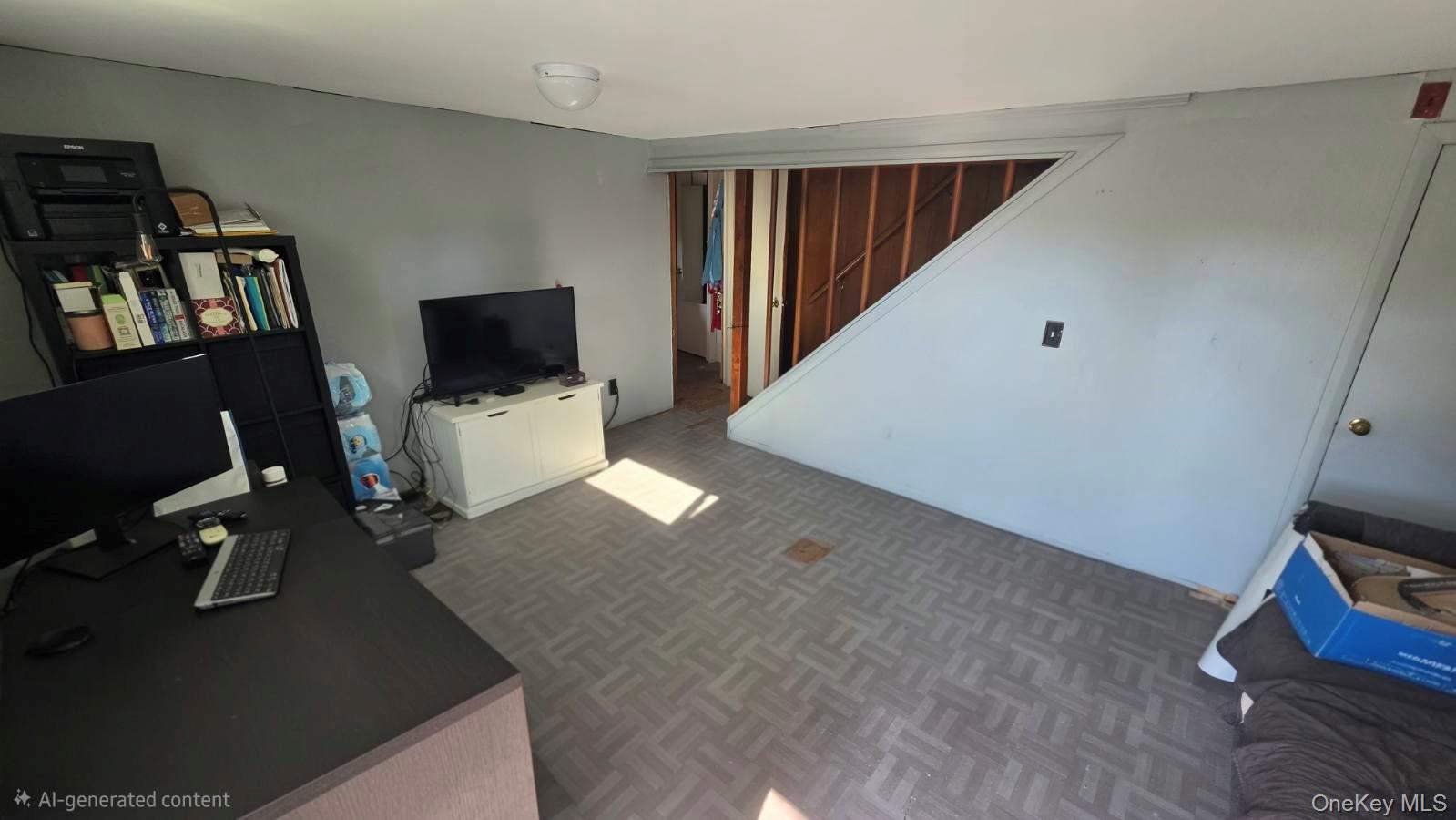 30 Villa Parkway Property Photo 5