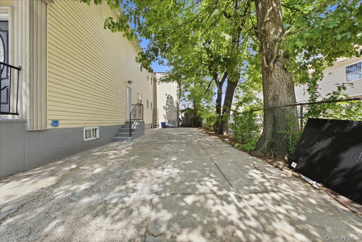 14537 105th Avenue Property Photo 22