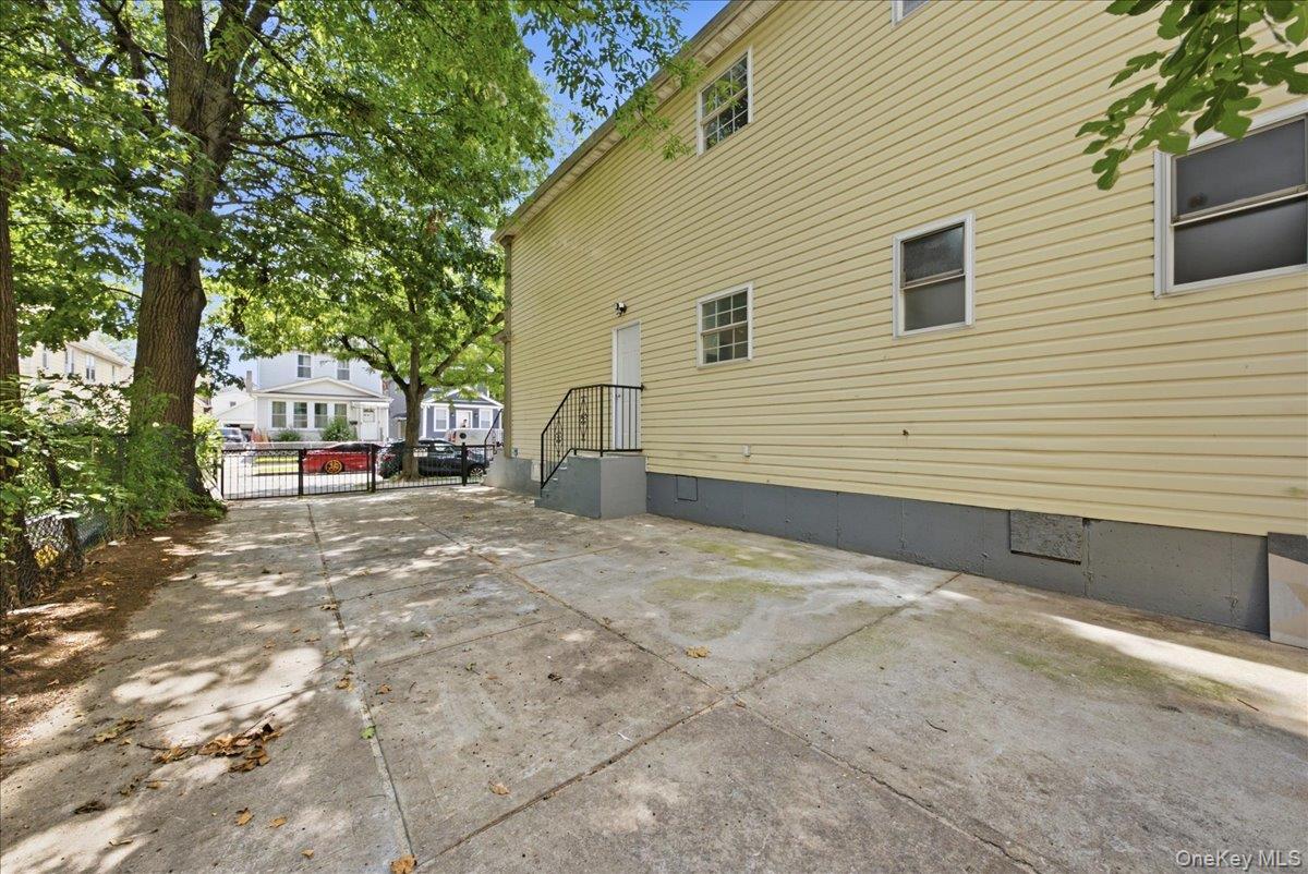 14537 105th Avenue Property Photo 23