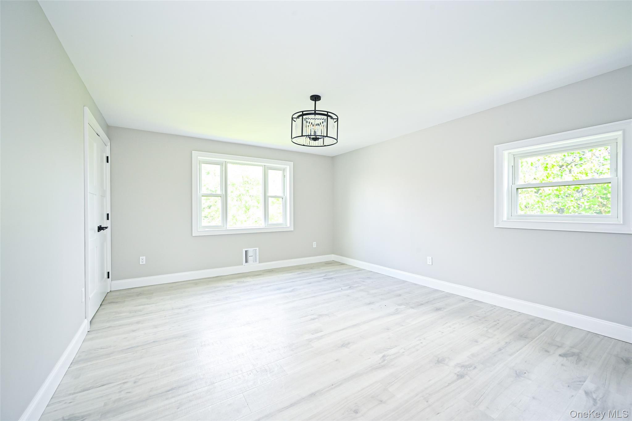 13-15 143rd Street Property Photo 12