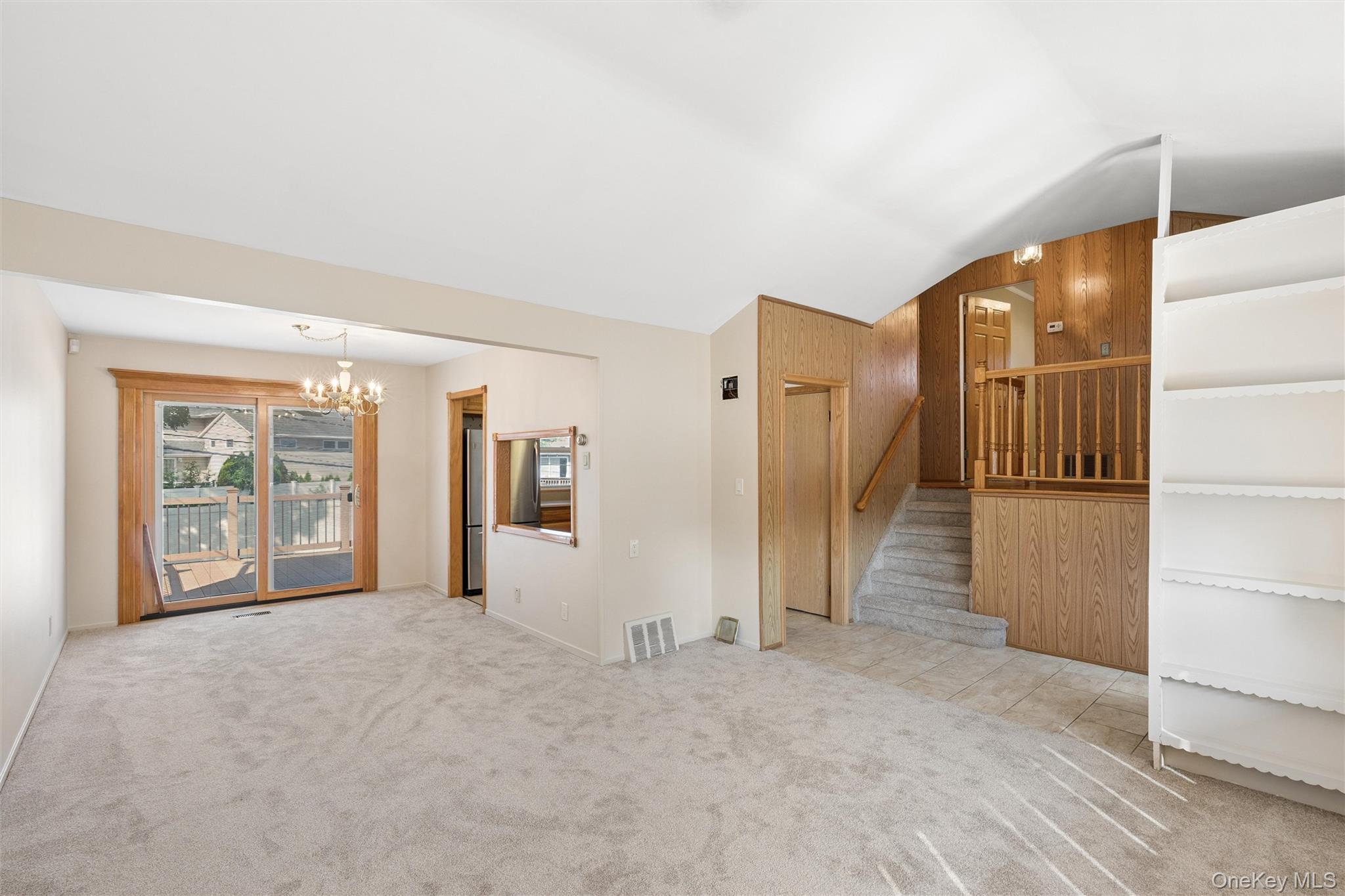 52 Narcissus Avenue Property Photo 8