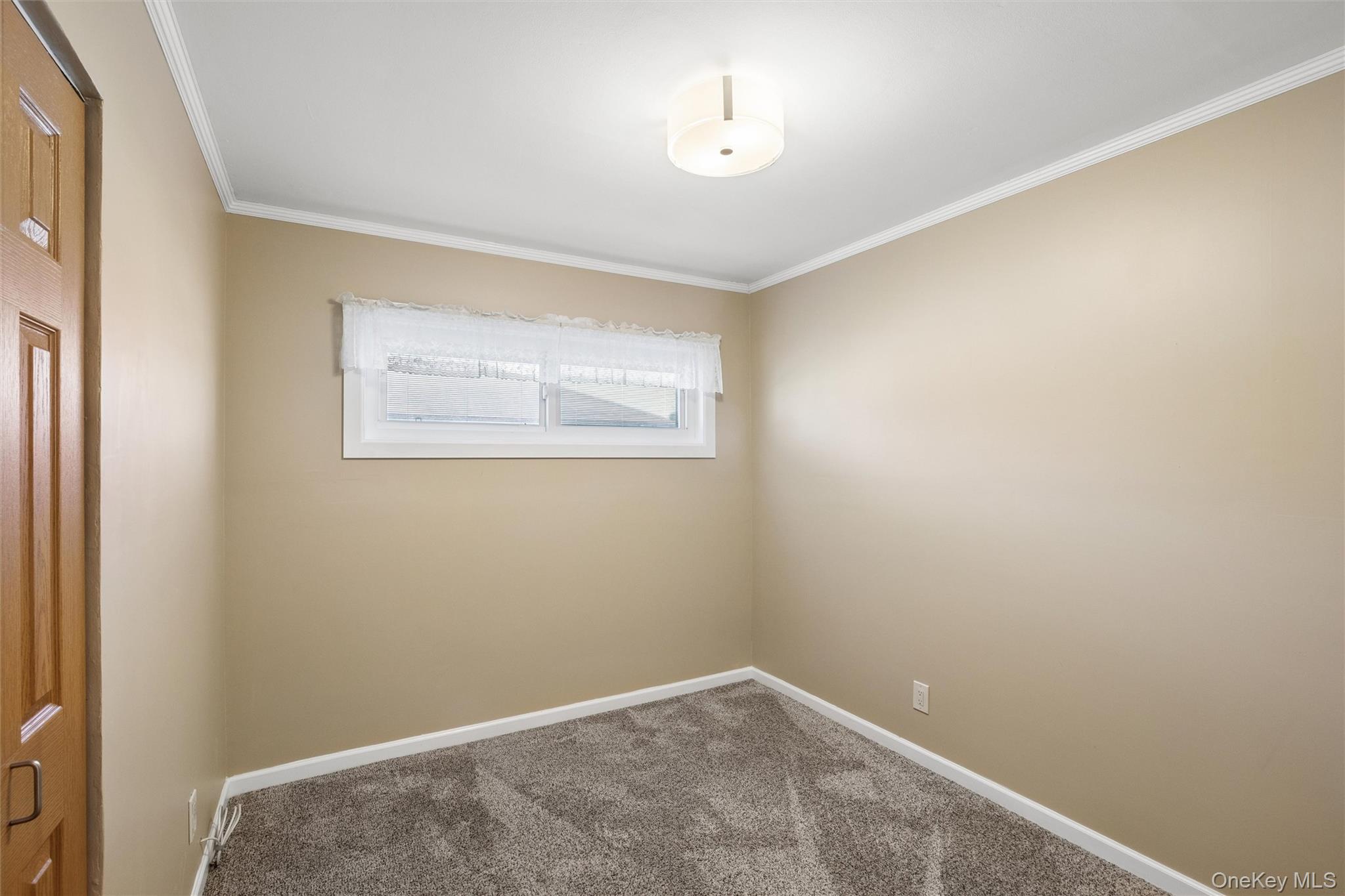 52 Narcissus Avenue Property Photo 14